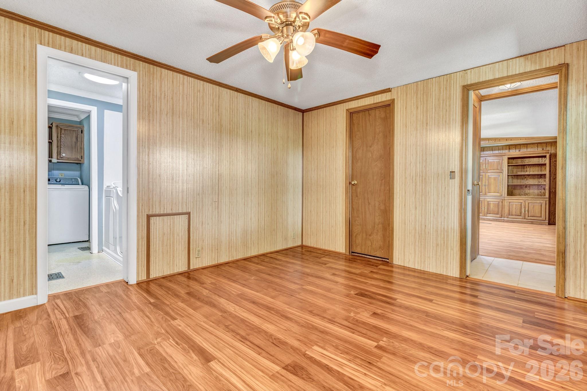 405 Deerfield Court — Hendersonville