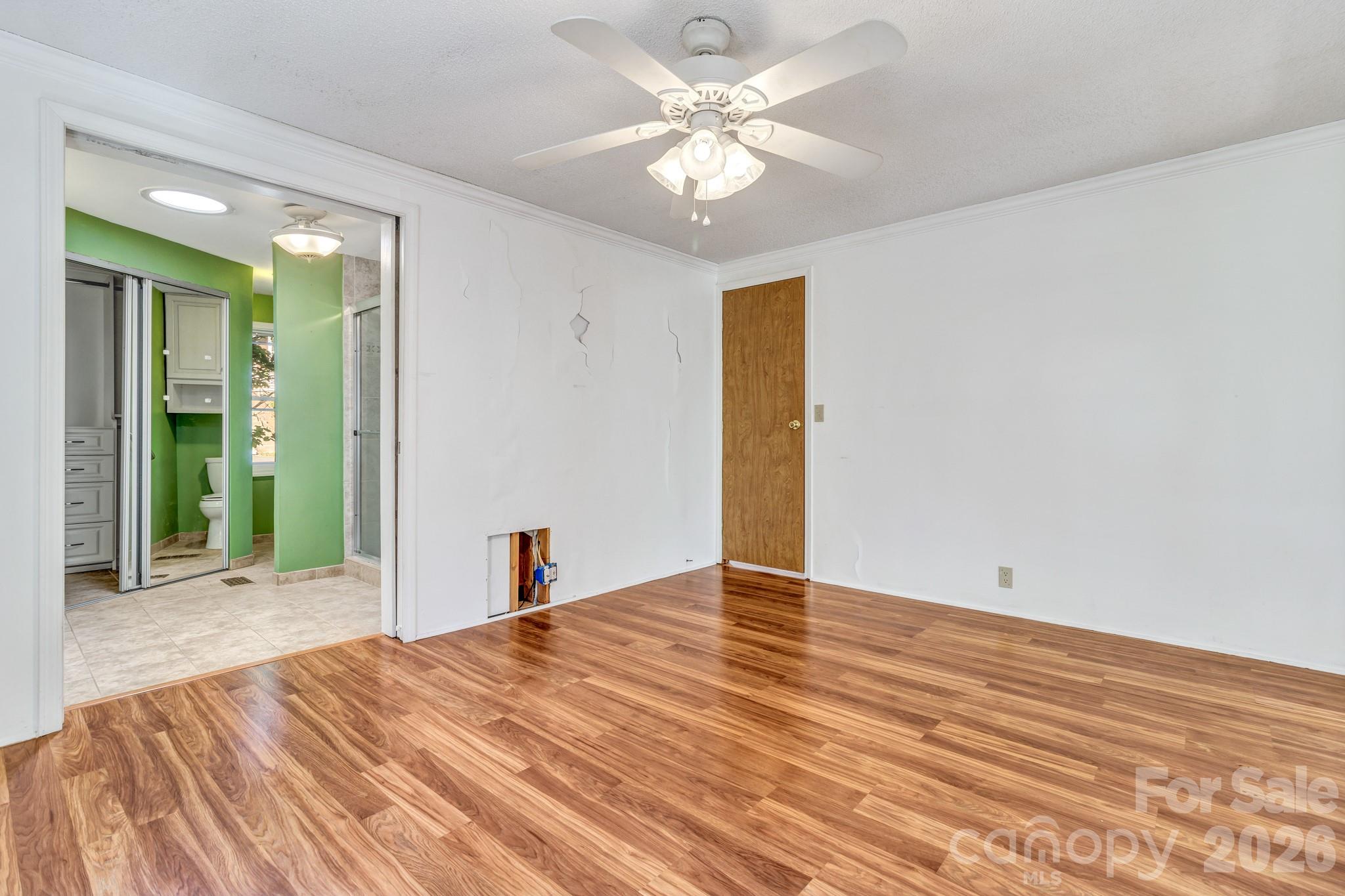 405 Deerfield Court — Hendersonville