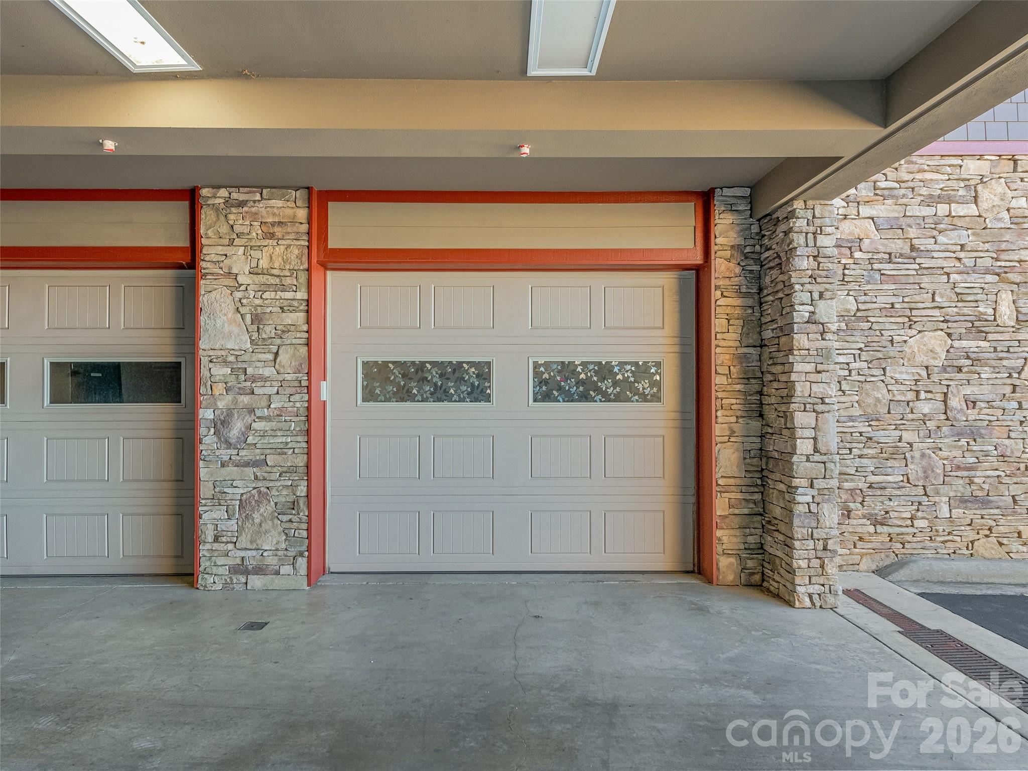 4 Chimney Crest Drive #F — Asheville