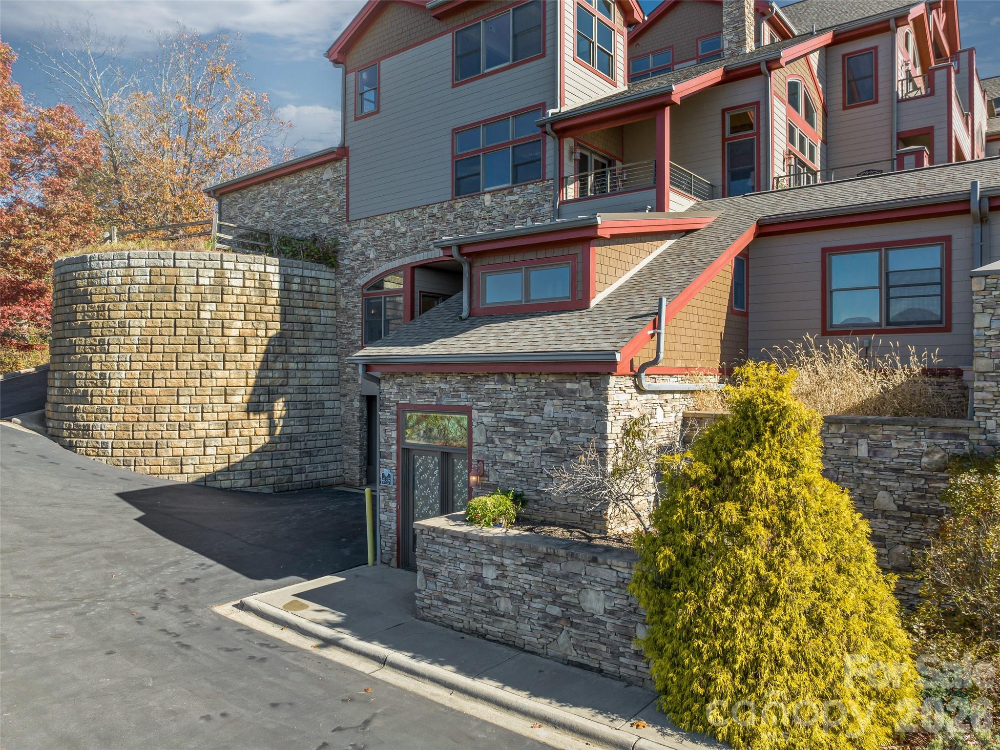 4 Chimney Crest Drive #F — Asheville