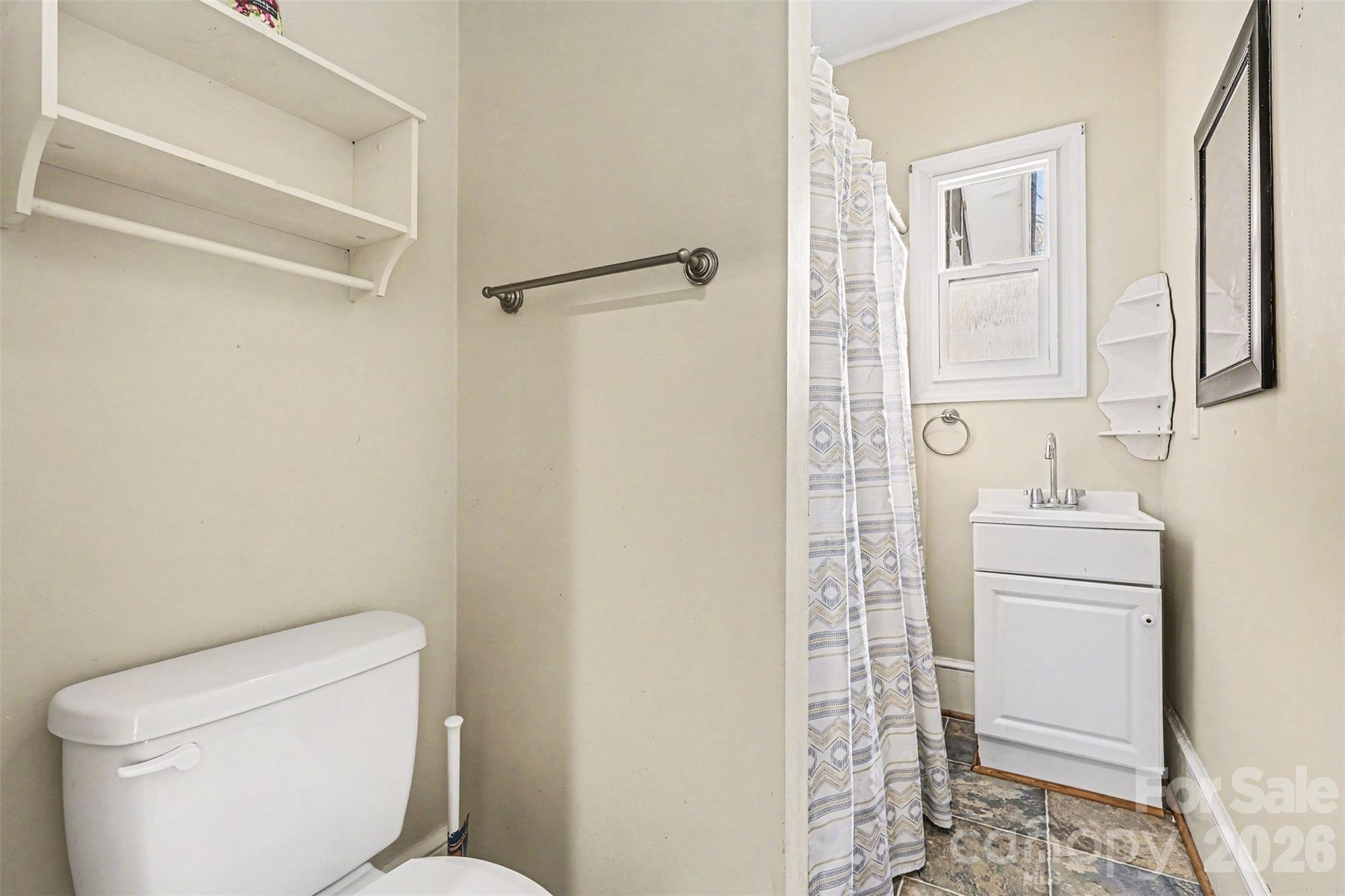 214 Wood Street — Mount Holly