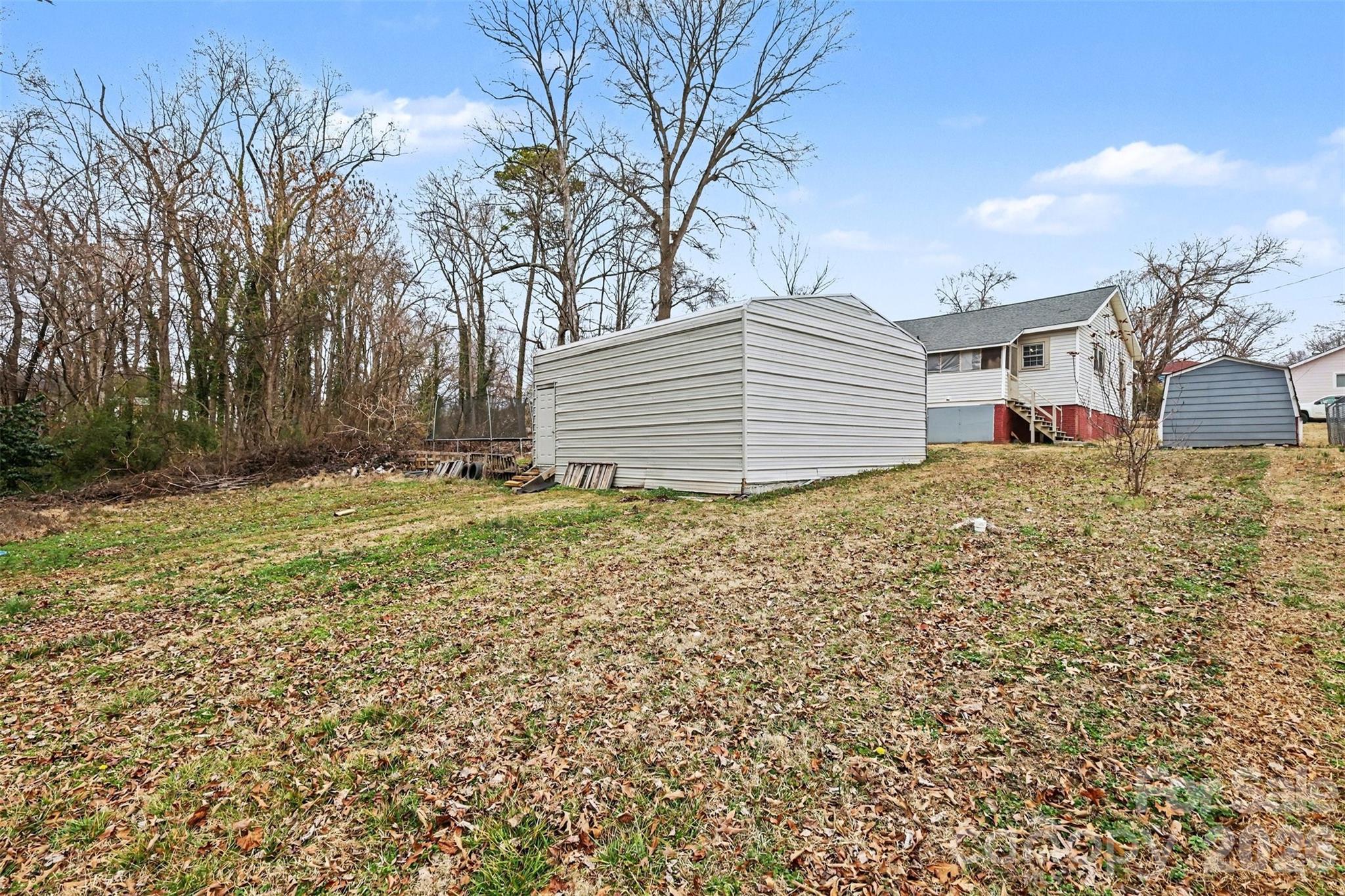 214 Wood Street — Mount Holly