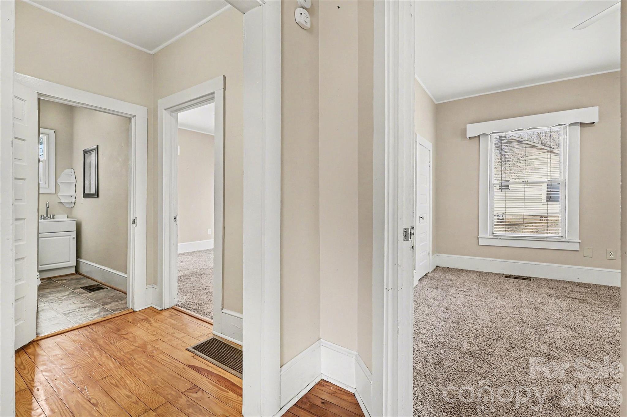 214 Wood Street — Mount Holly
