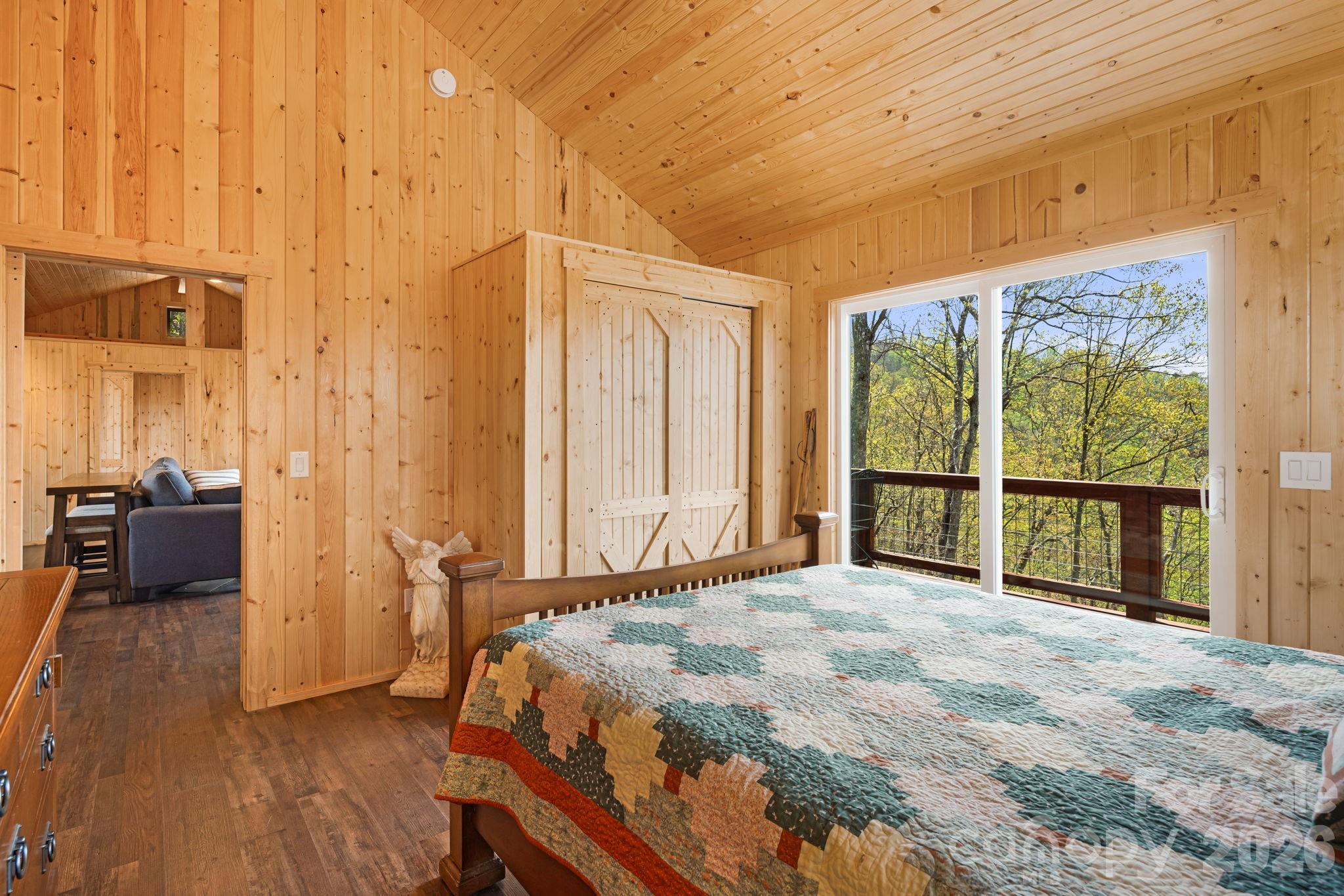 120 Wilderness Drive — Weaverville