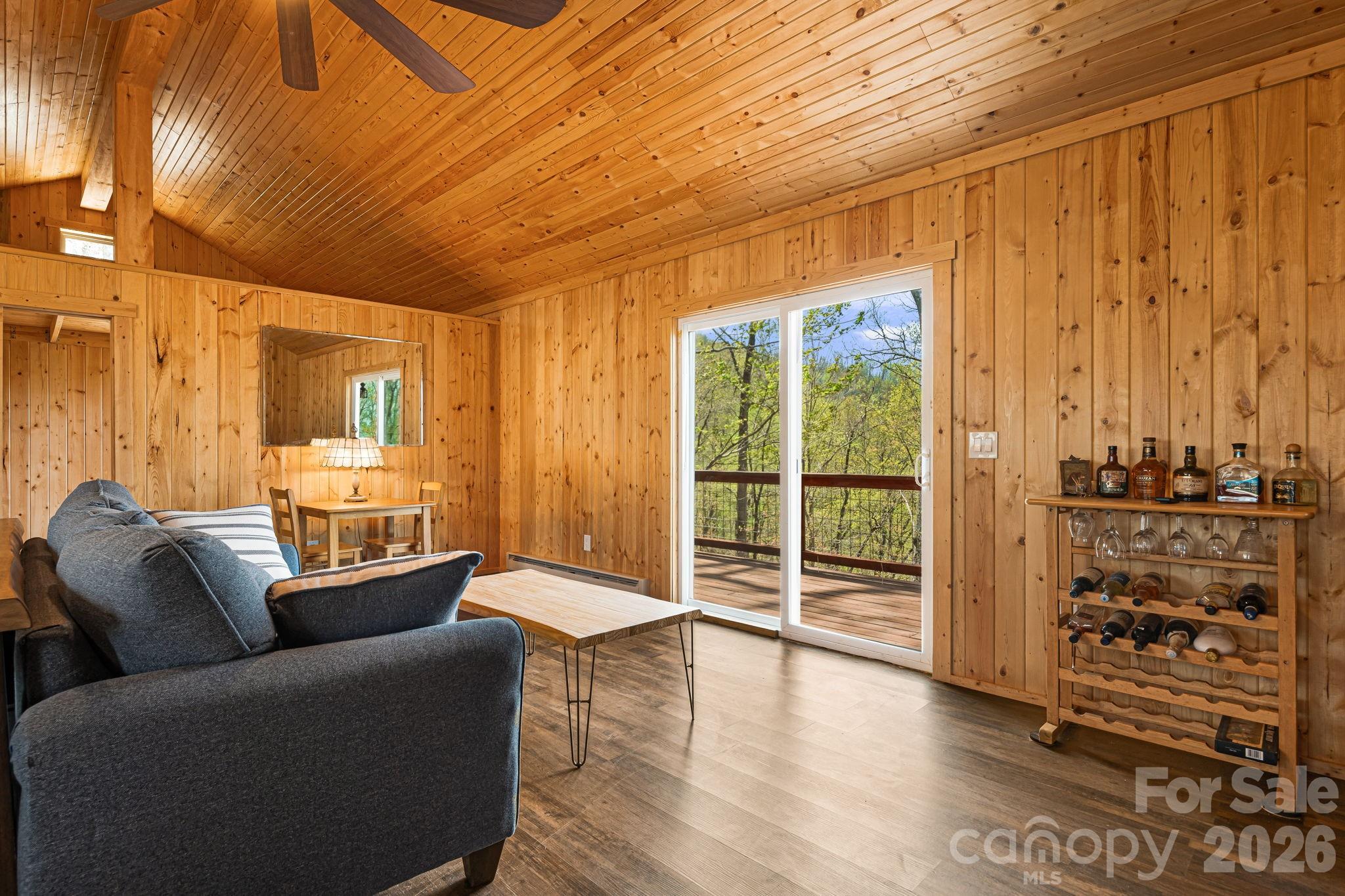 120 Wilderness Drive — Weaverville