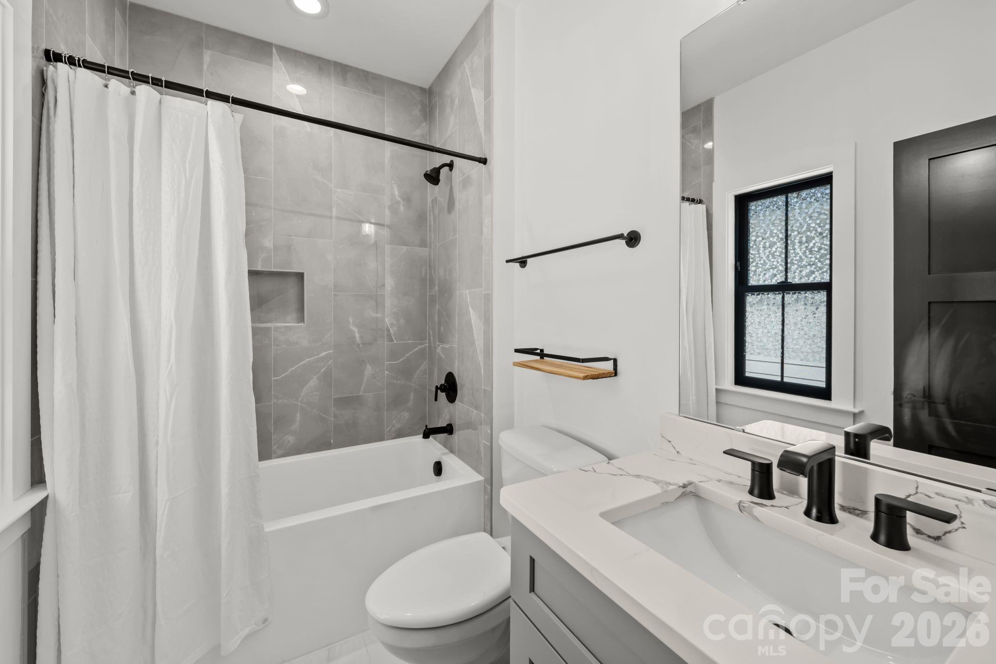 1408 N Caldwell Street — Charlotte