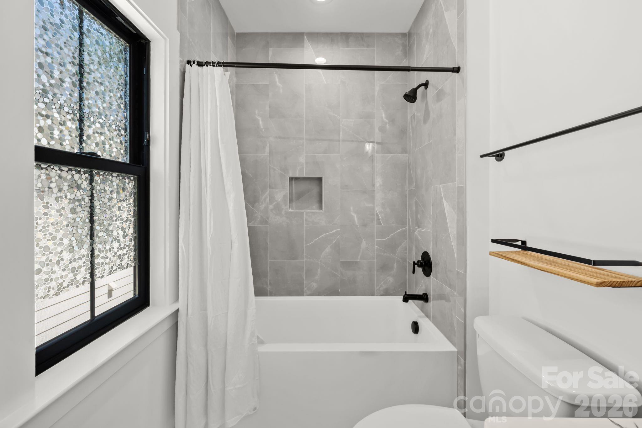 1408 N Caldwell Street — Charlotte