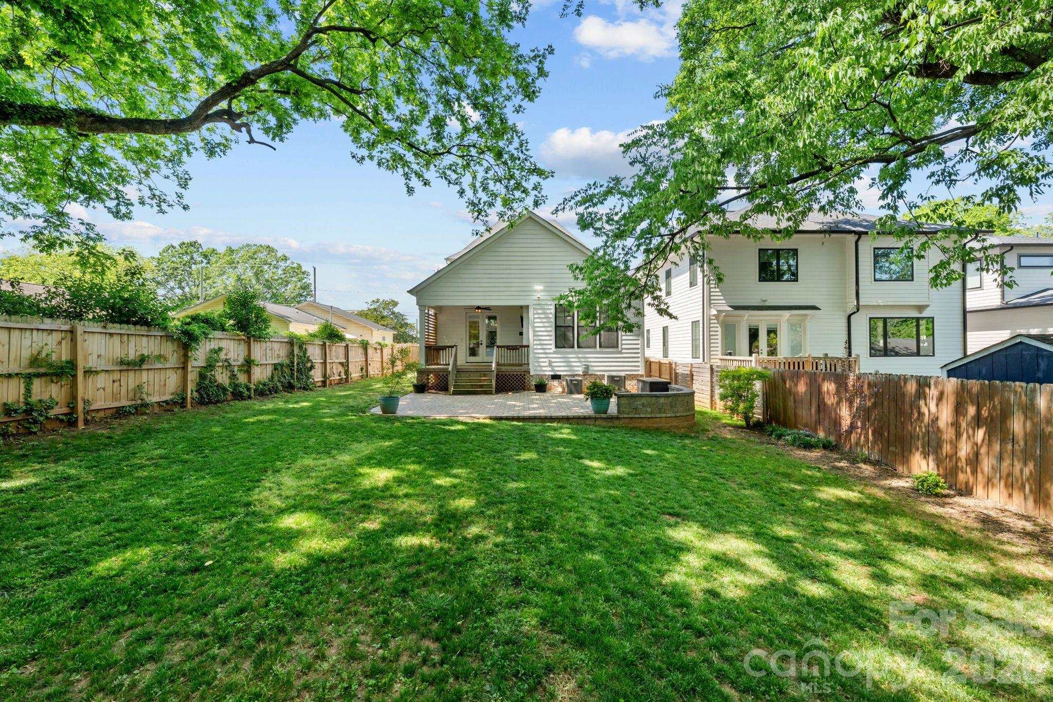 1408 N Caldwell Street — Charlotte