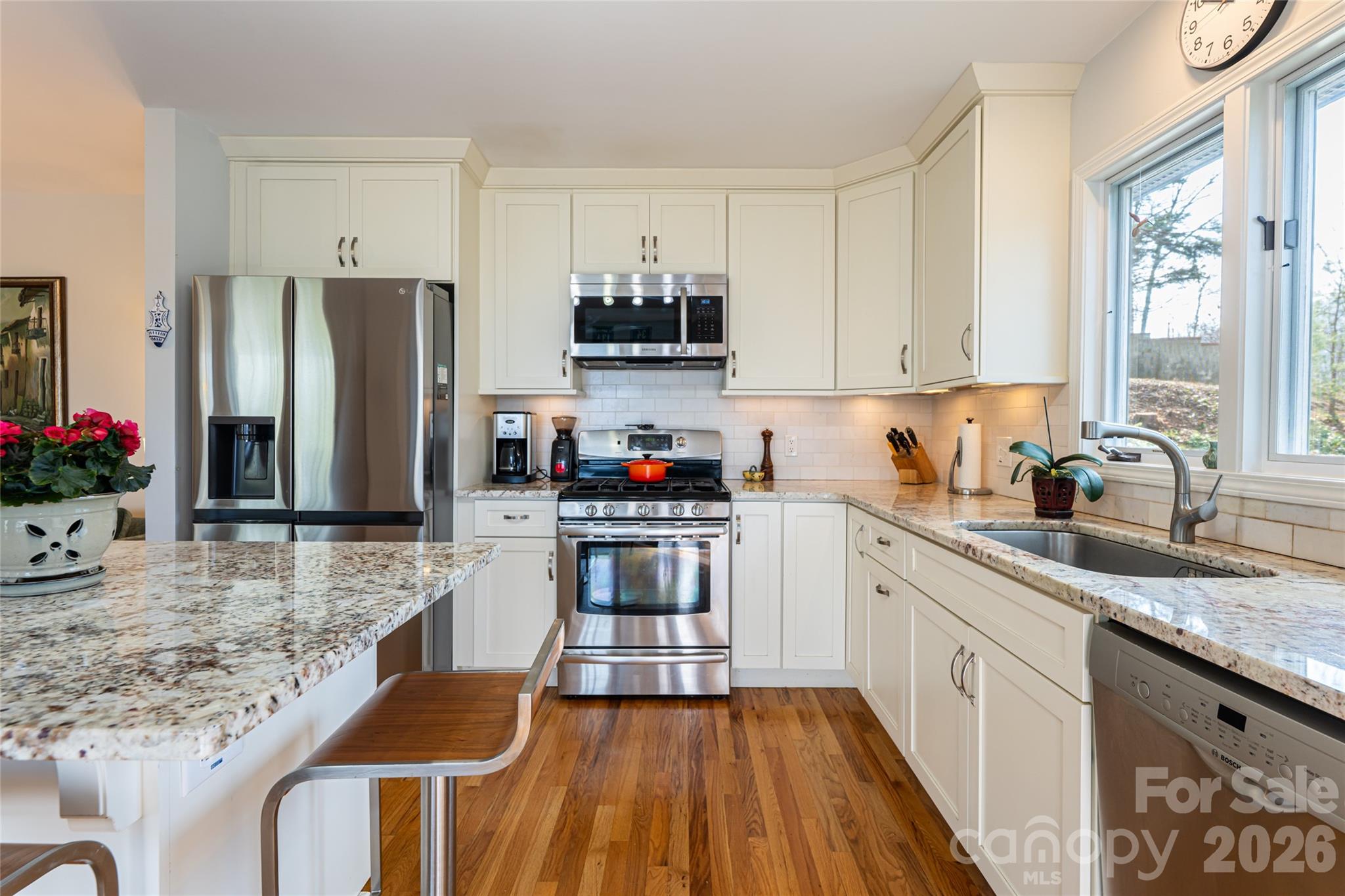 168 Skyview Circle — Asheville