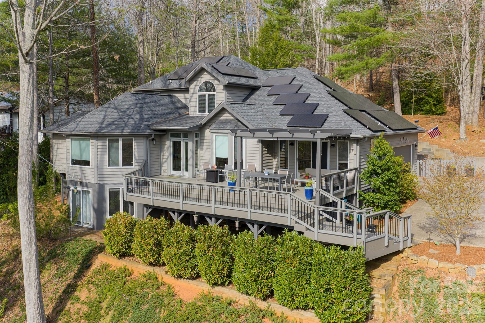168 Skyview Circle — Asheville