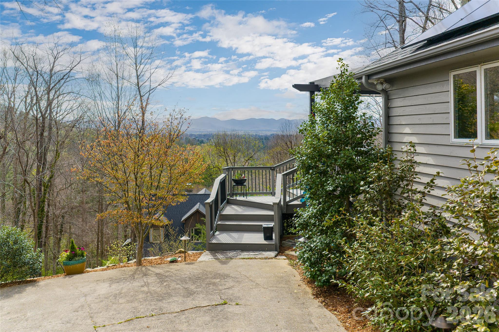 168 Skyview Circle — Asheville