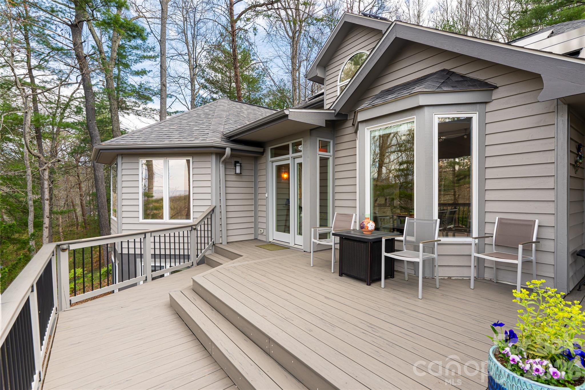 168 Skyview Circle — Asheville