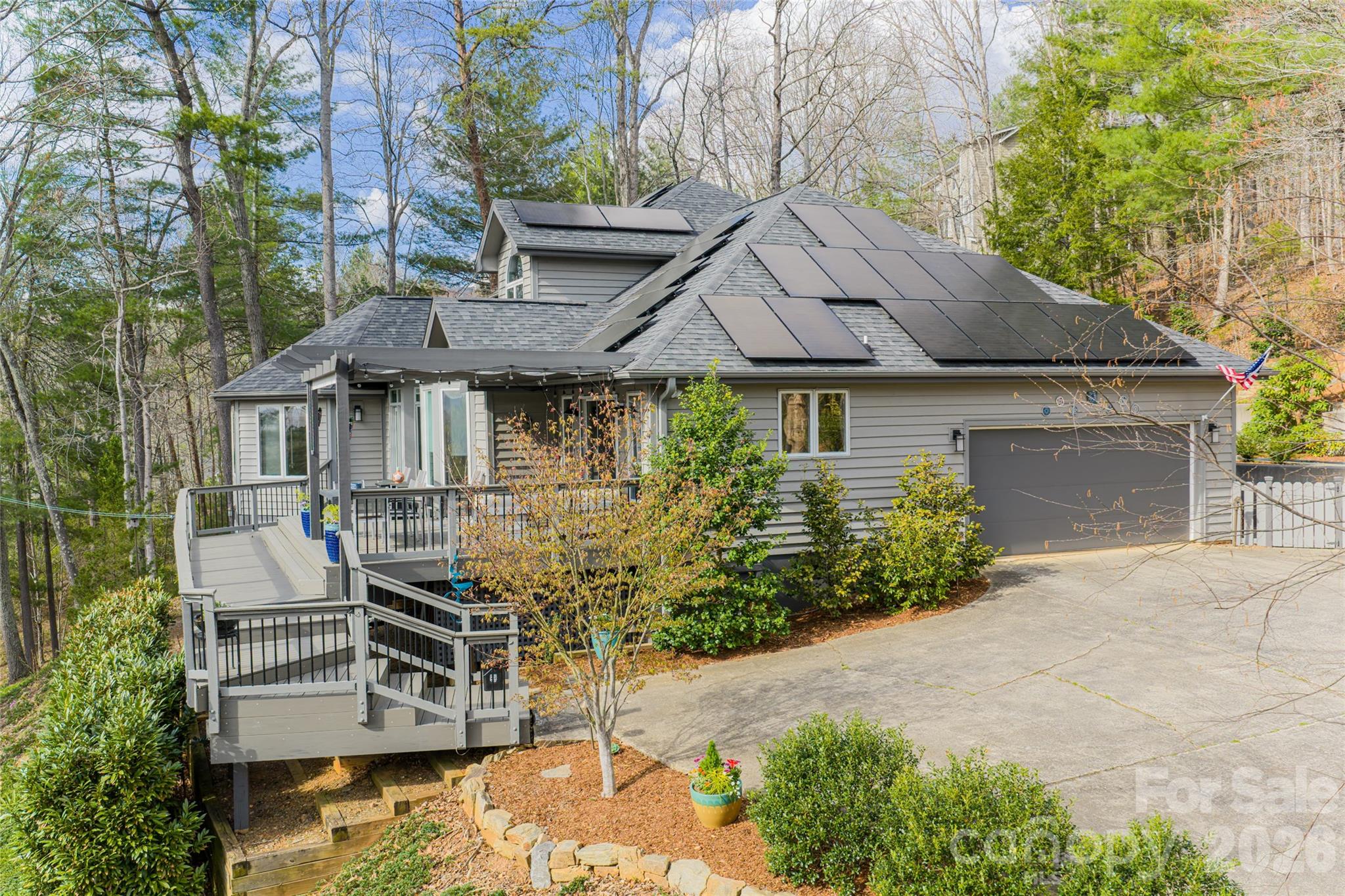 168 Skyview Circle — Asheville