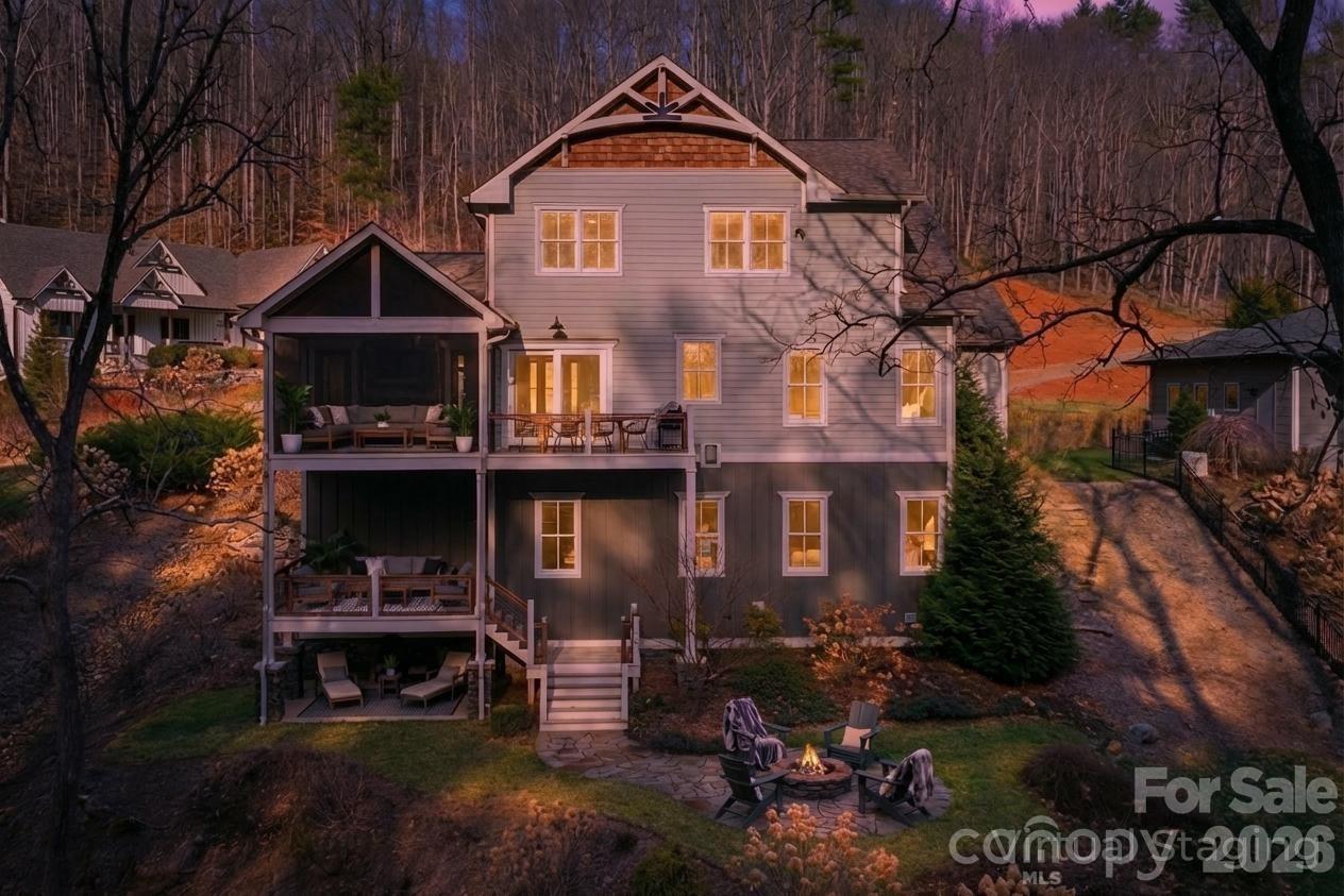 14 Twinflower Trail — Asheville