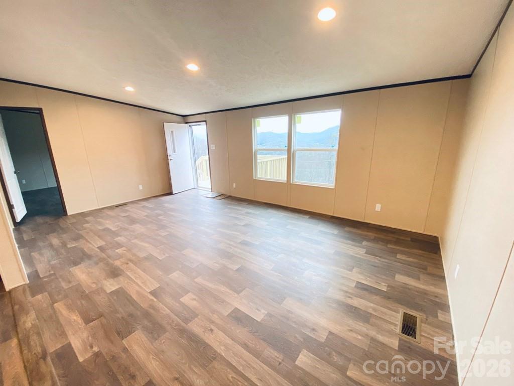 42 Nowhere Drive — Sylva