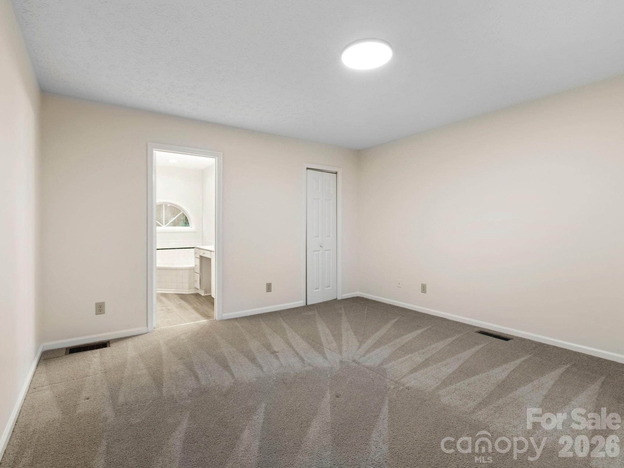 44 Leisure Mountain Road — Asheville