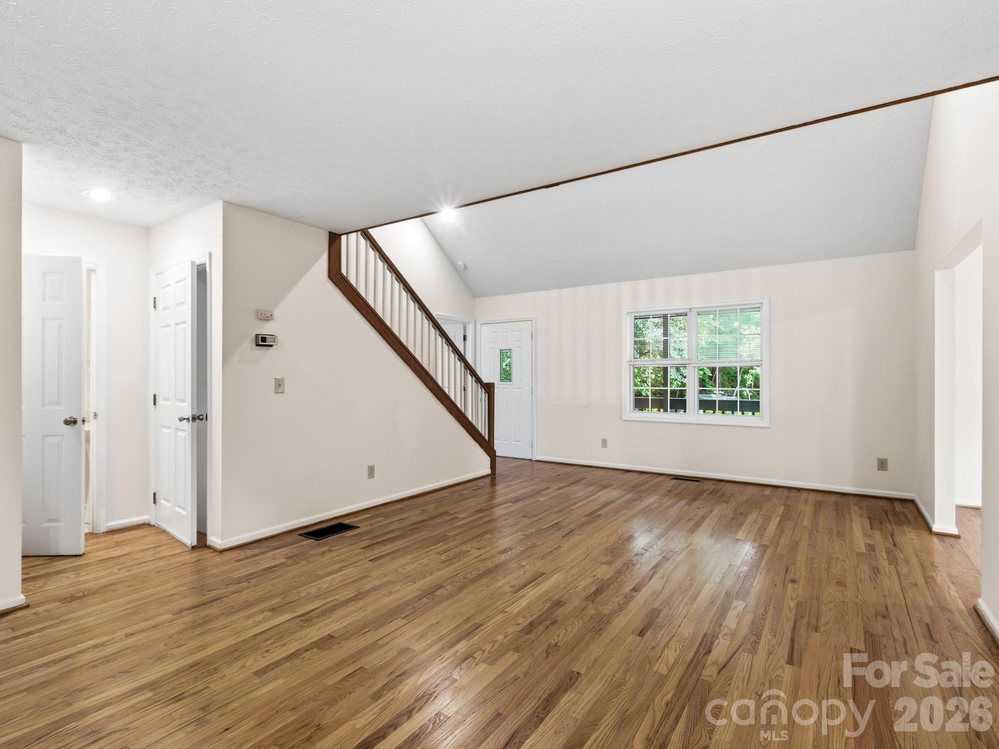 44 Leisure Mountain Road — Asheville