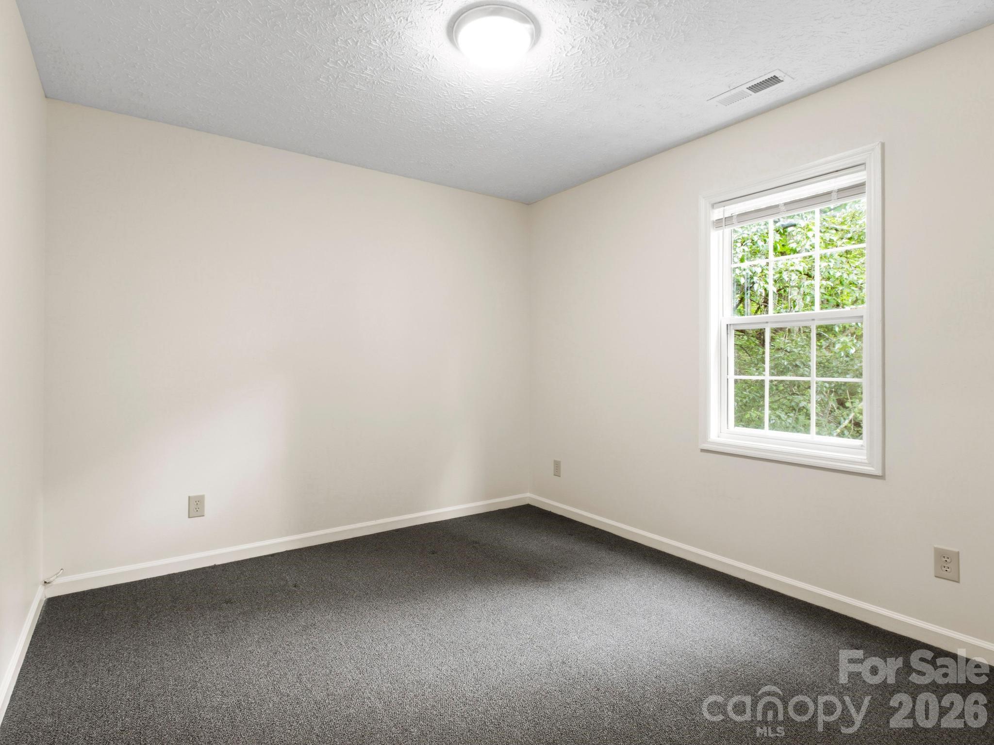 44 Leisure Mountain Road — Asheville