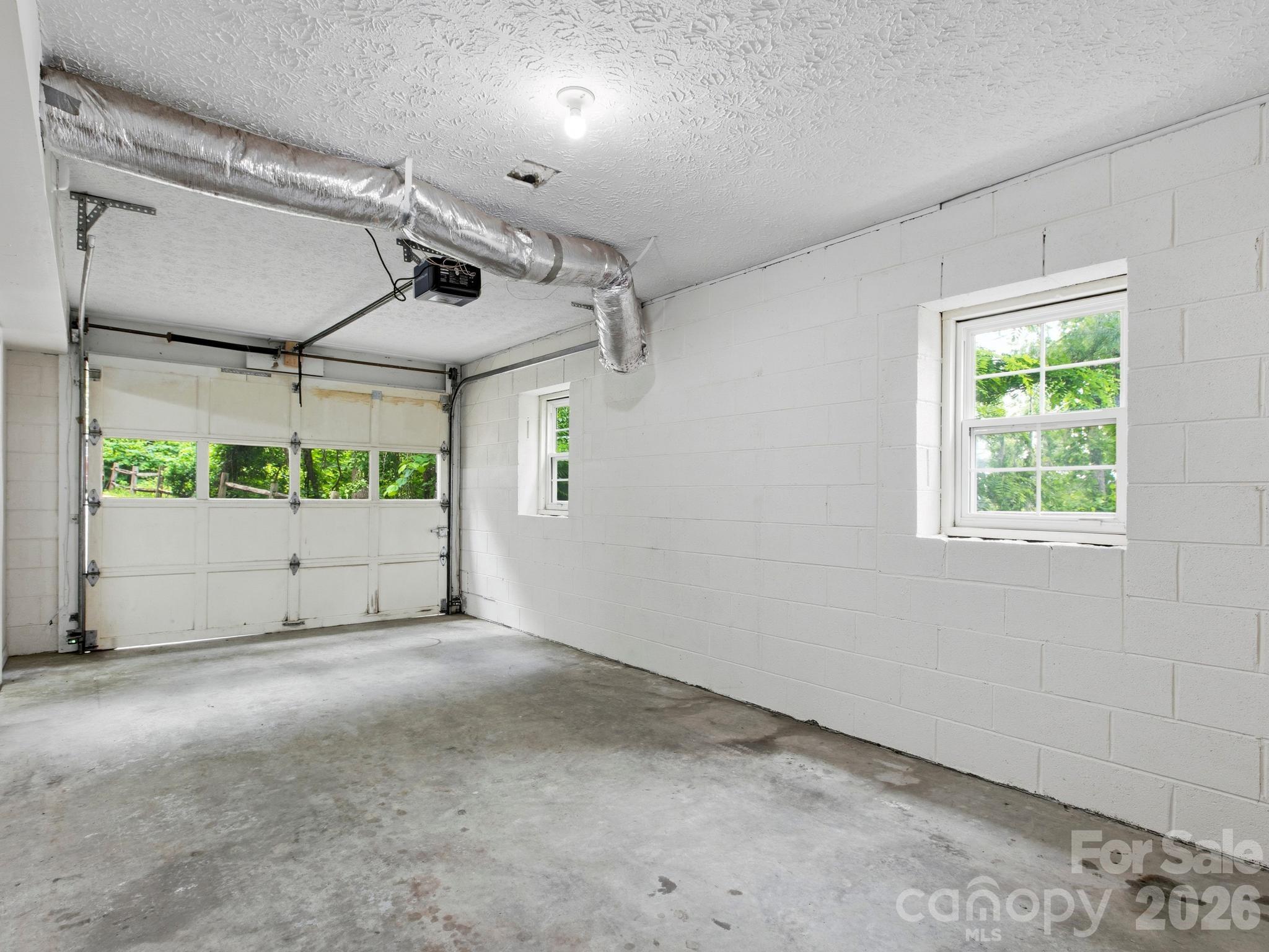 44 Leisure Mountain Road — Asheville