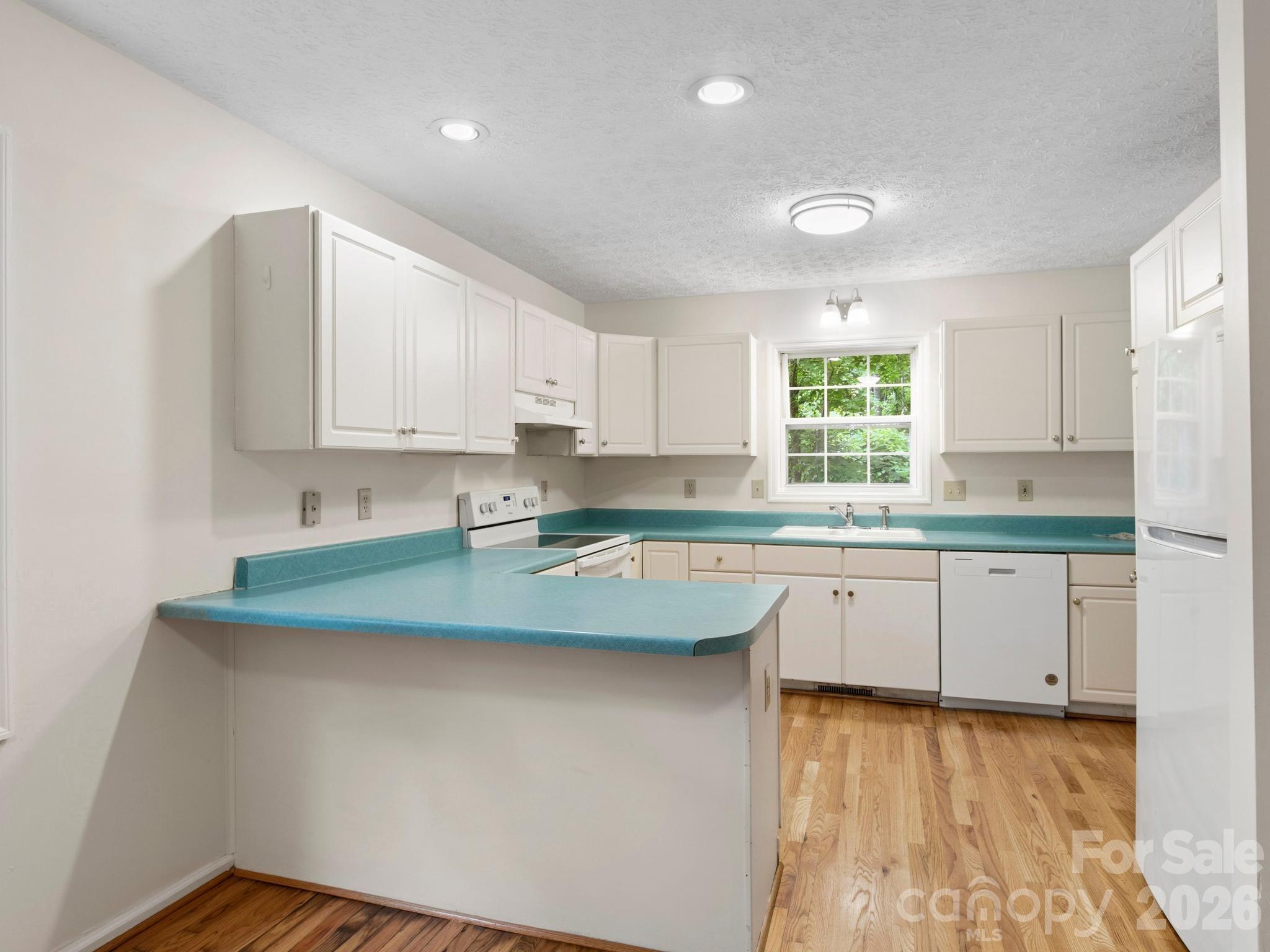 44 Leisure Mountain Road — Asheville