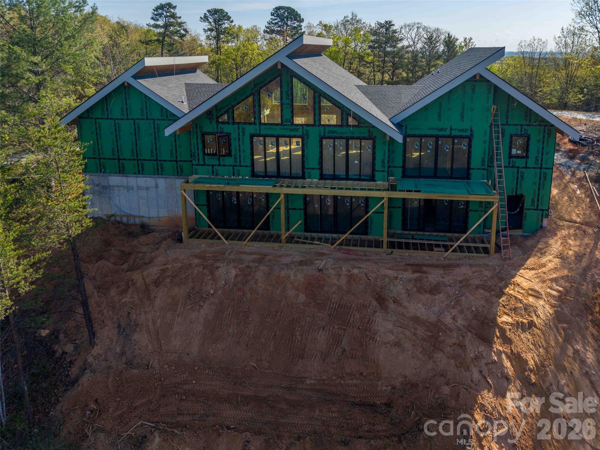 788 E Deep Gap Farm Road — Mill Spring