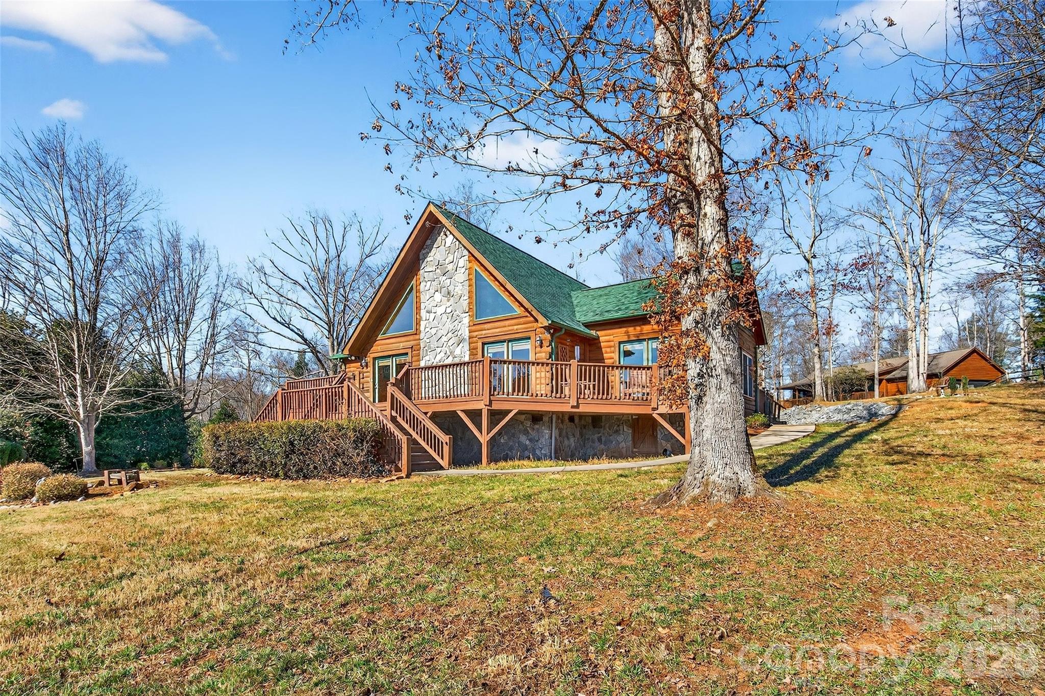 28 Outback Trail — Nebo