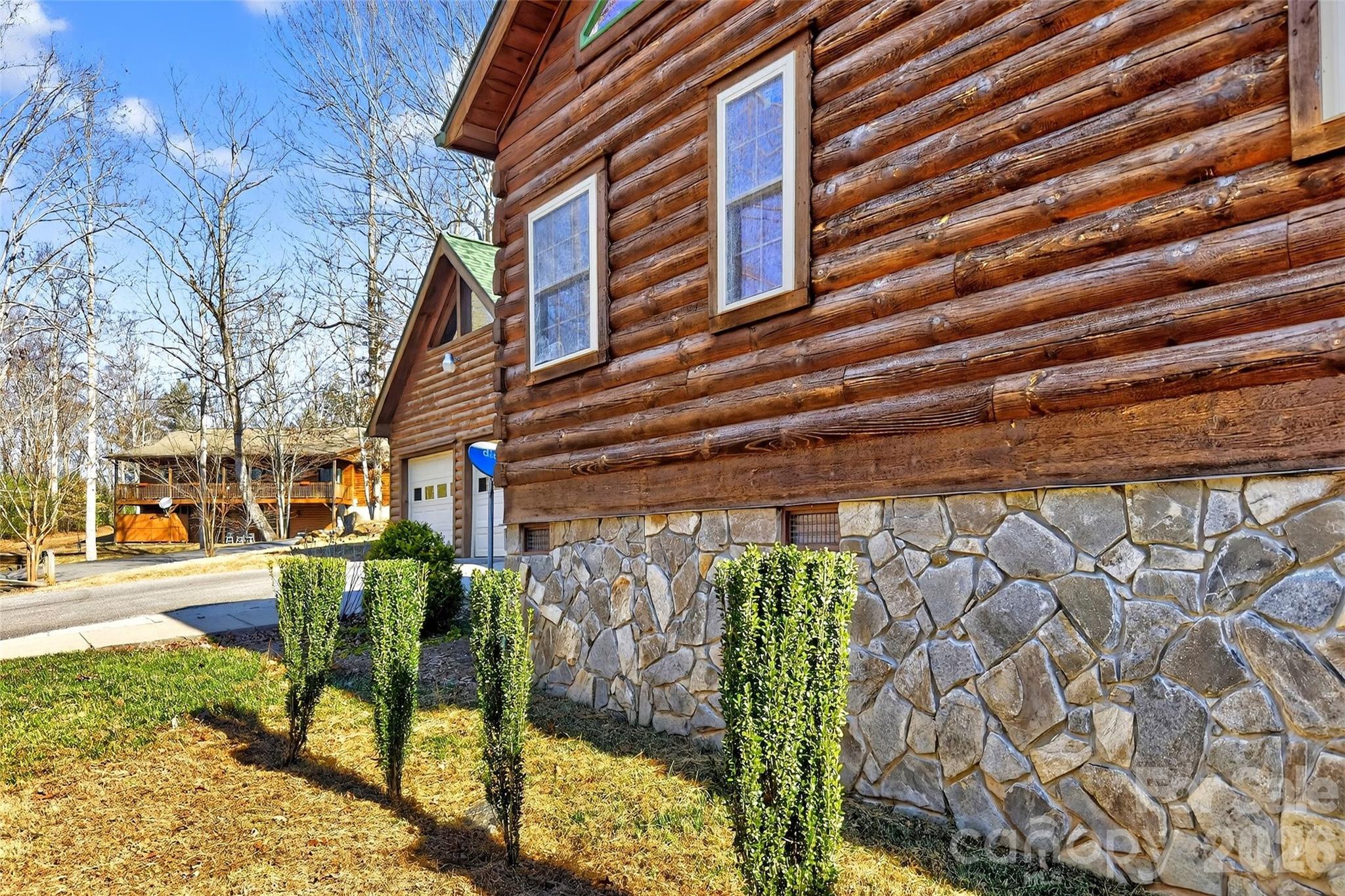 28 Outback Trail — Nebo