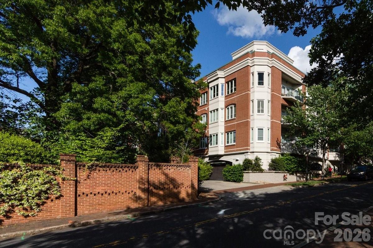 415 N Church Street #209 — Charlotte