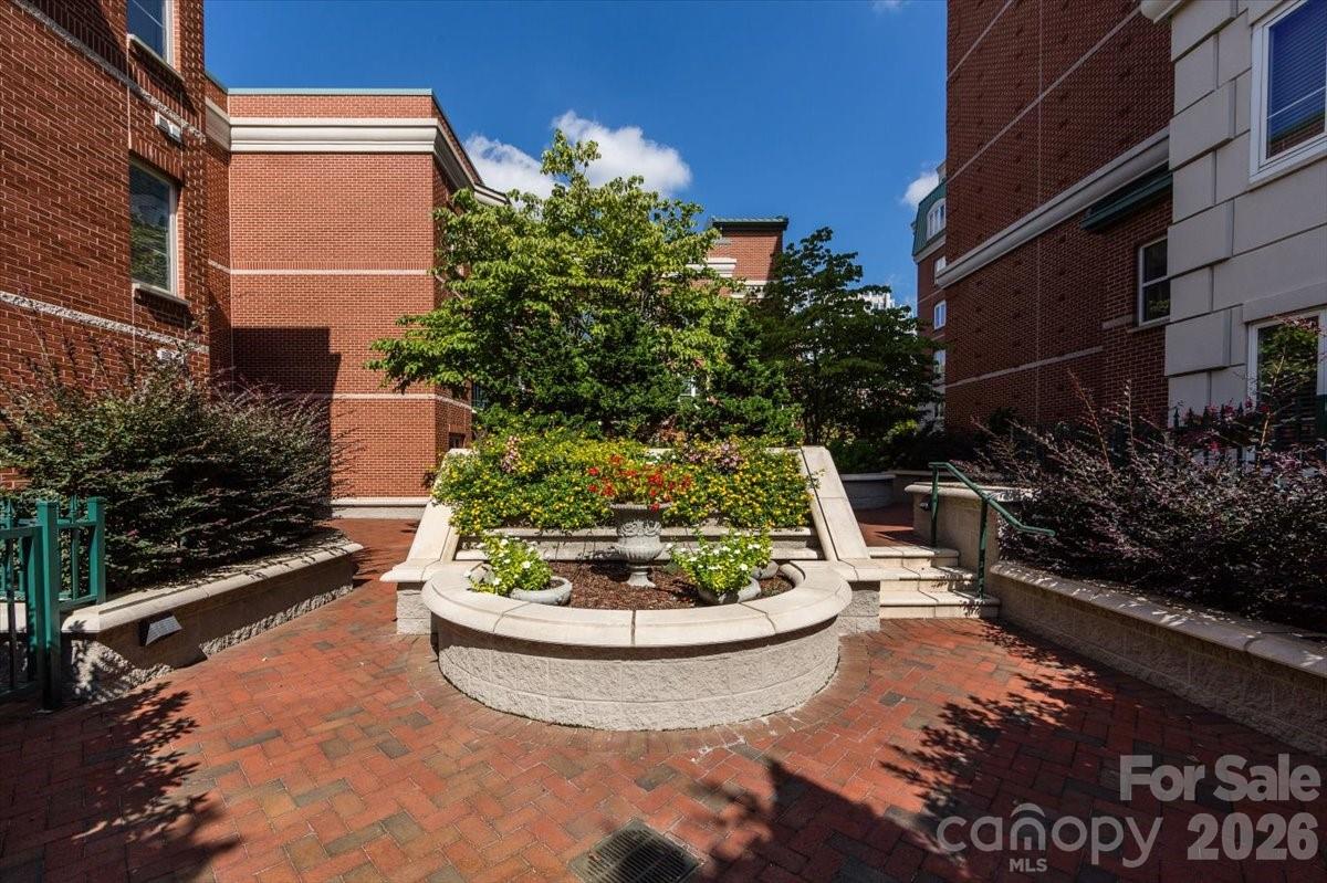 415 N Church Street #209 — Charlotte