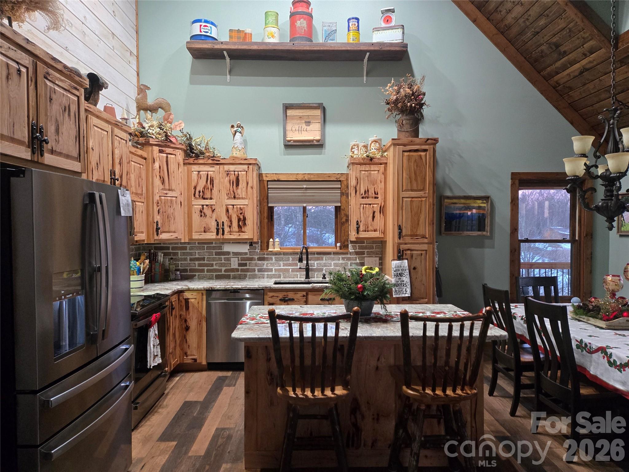 55 Bear Paw Lane — Sparta