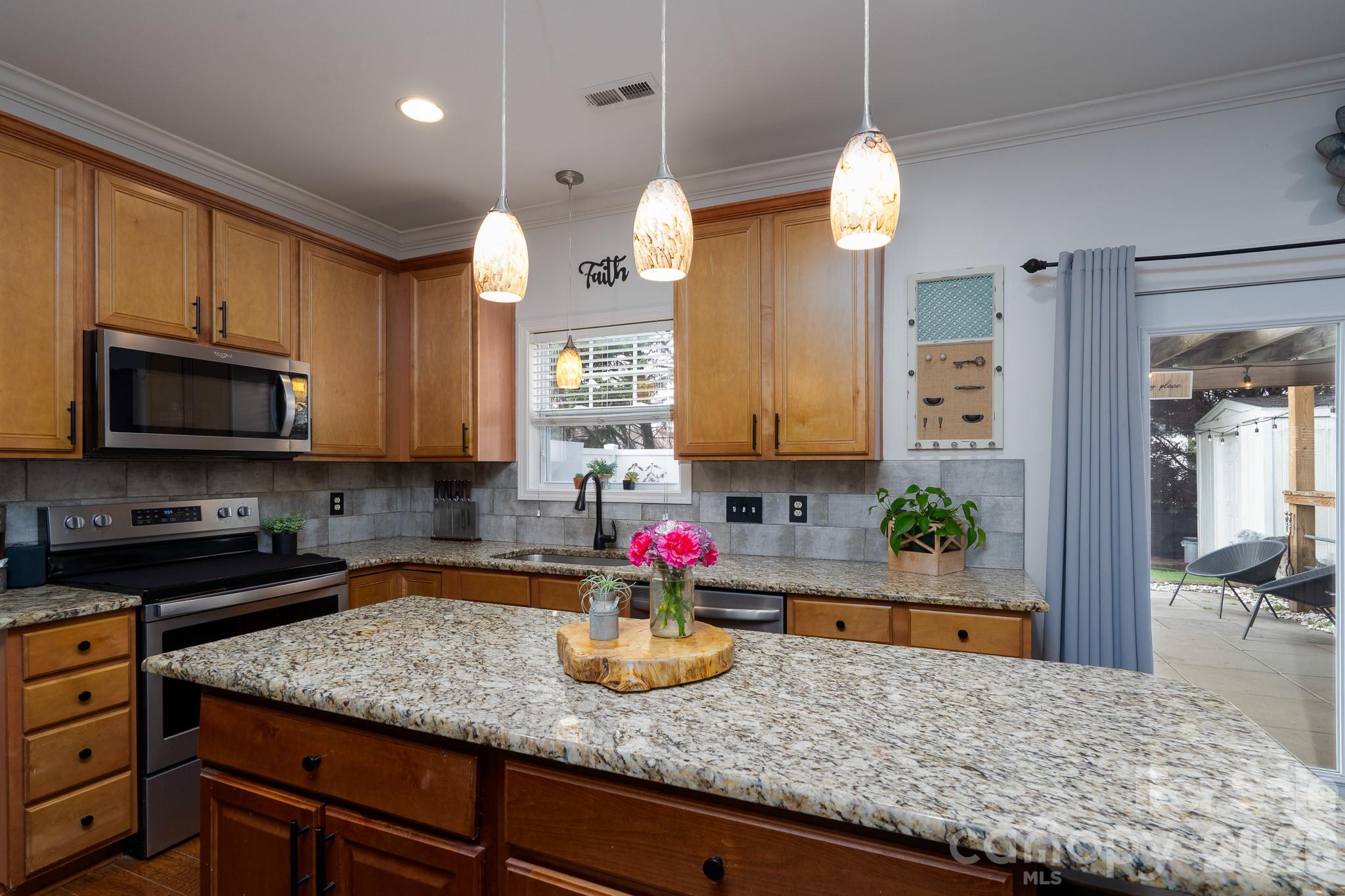 1439 Napa Street NW — Concord