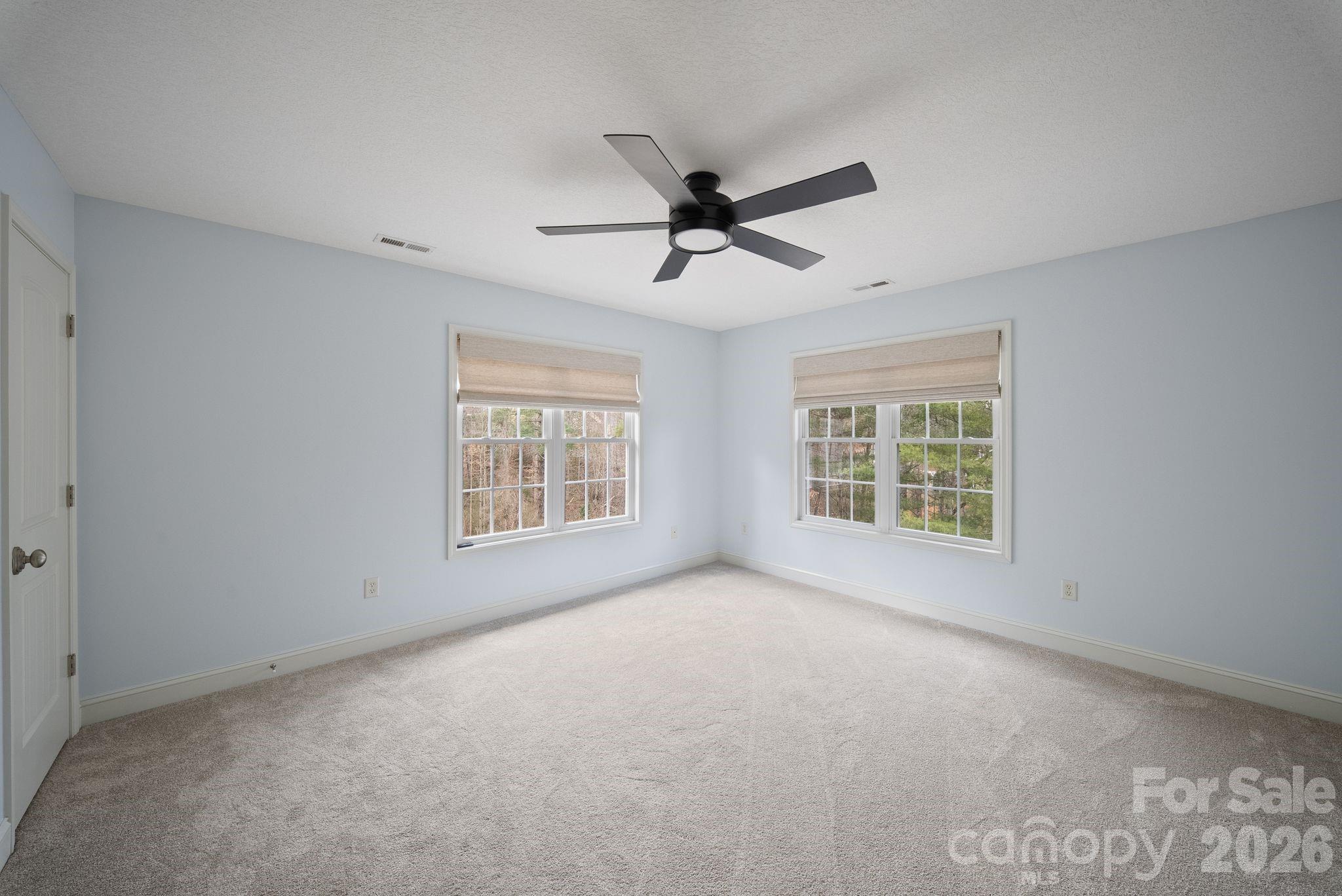 21 Hope Road — Weaverville