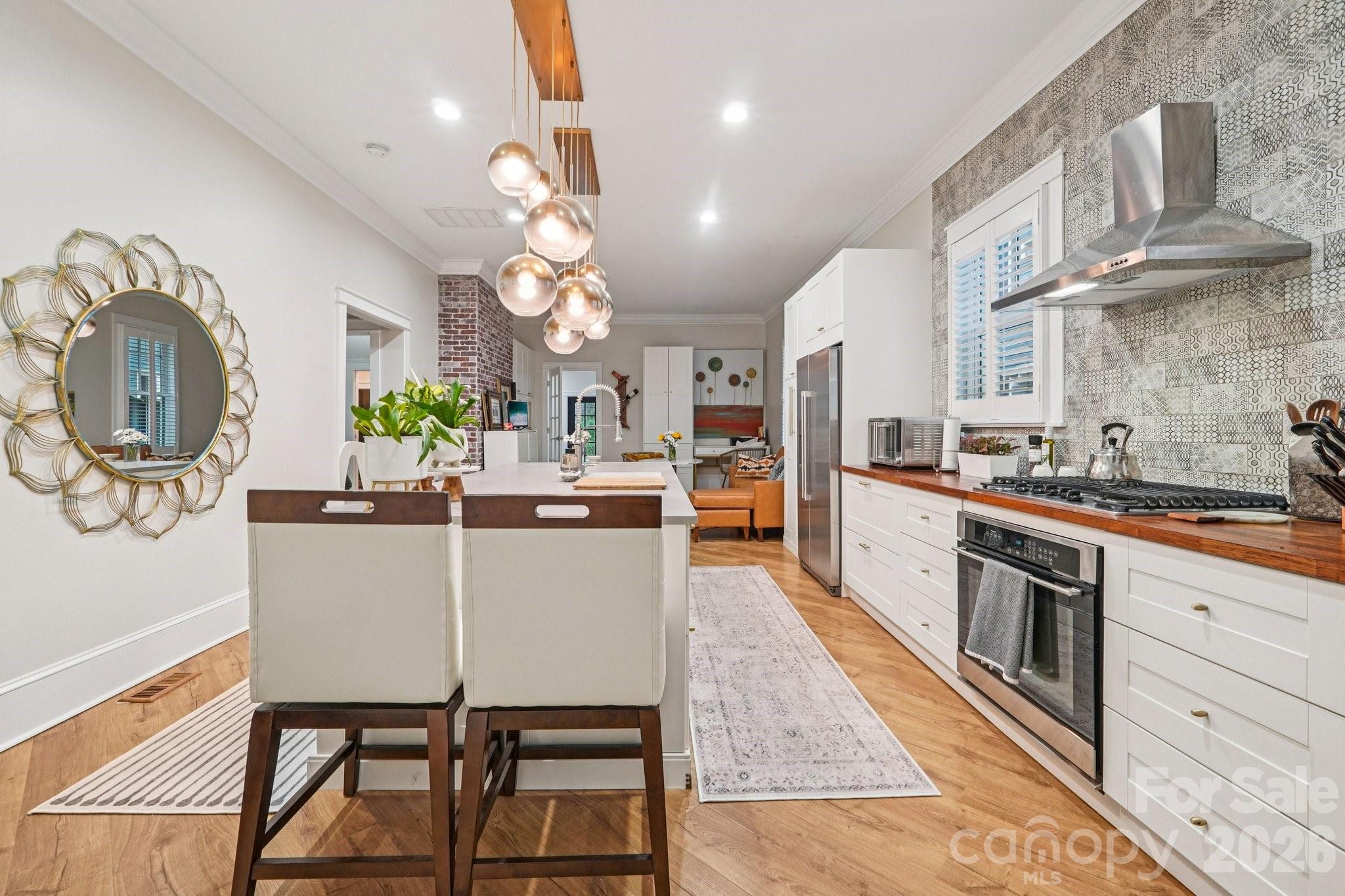 226 W Park Avenue — Charlotte