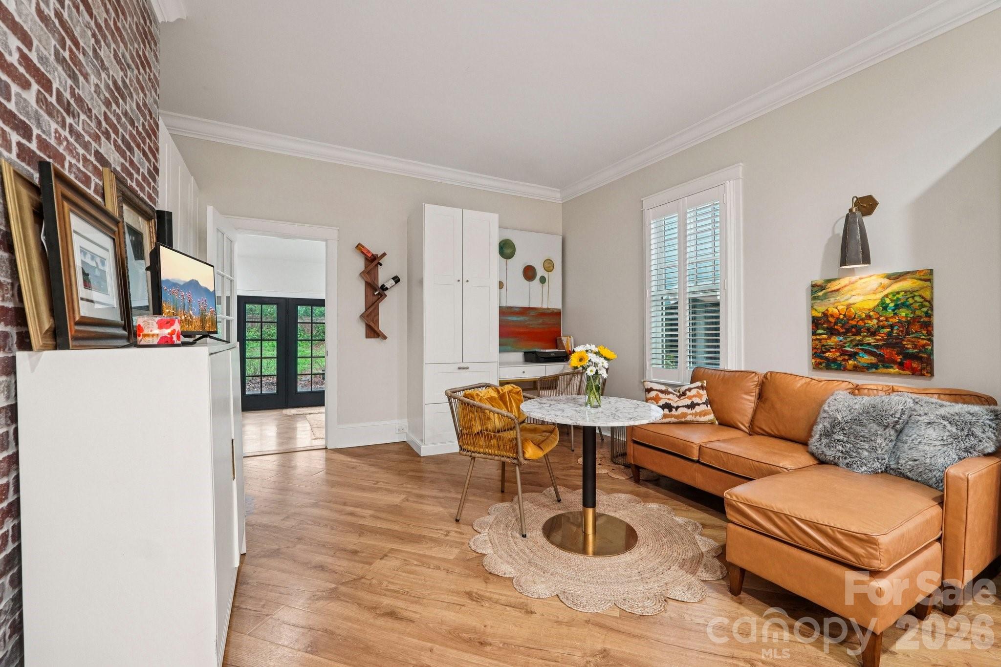226 W Park Avenue — Charlotte