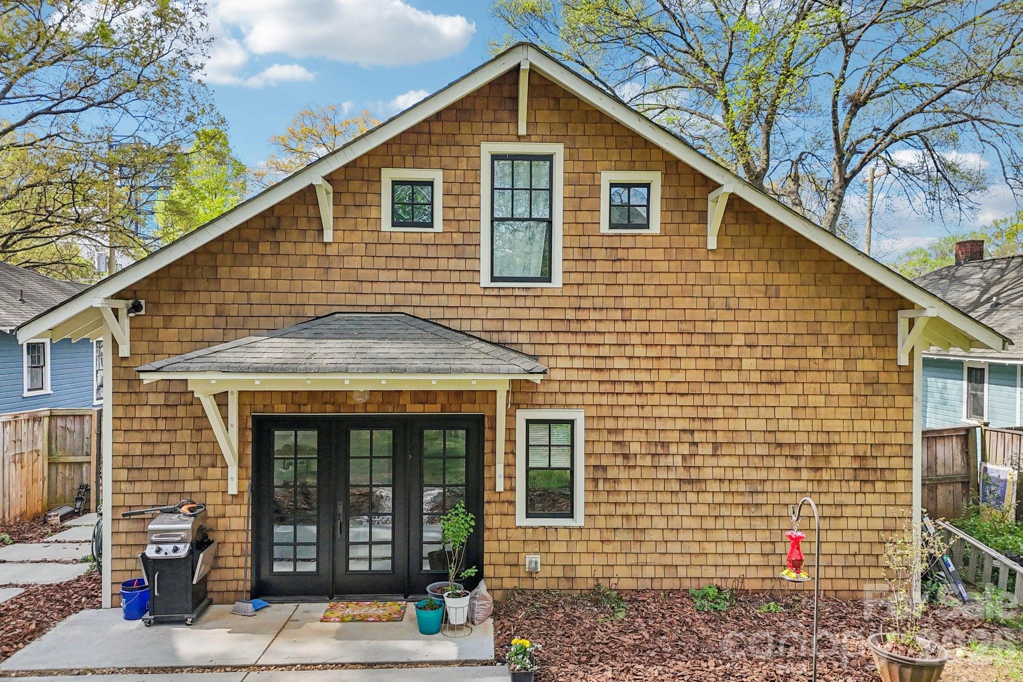 226 W Park Avenue — Charlotte