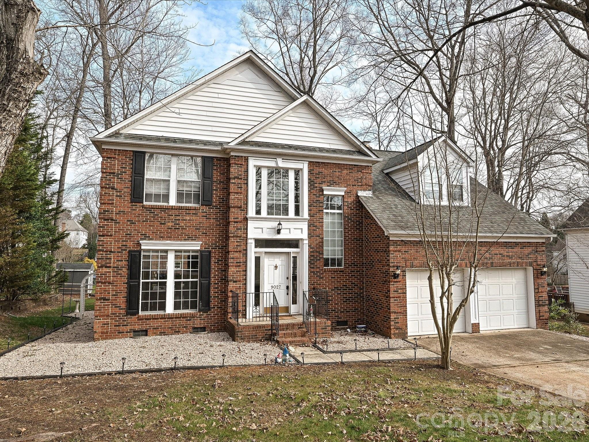 9027 Tayside Court — Huntersville