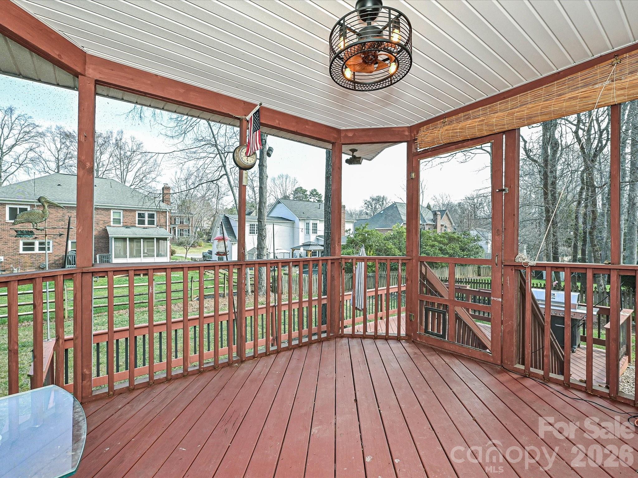 9027 Tayside Court — Huntersville