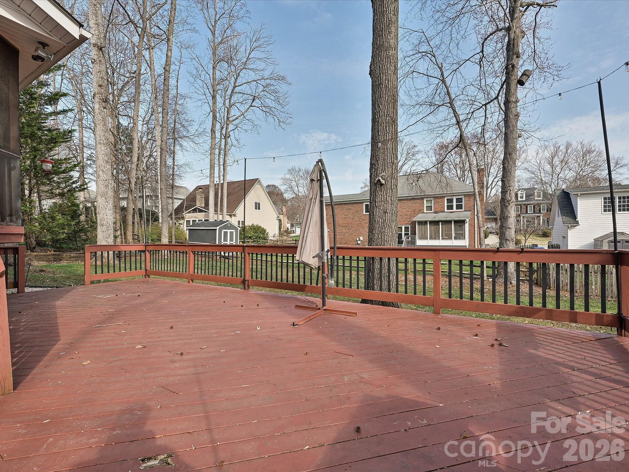 9027 Tayside Court — Huntersville