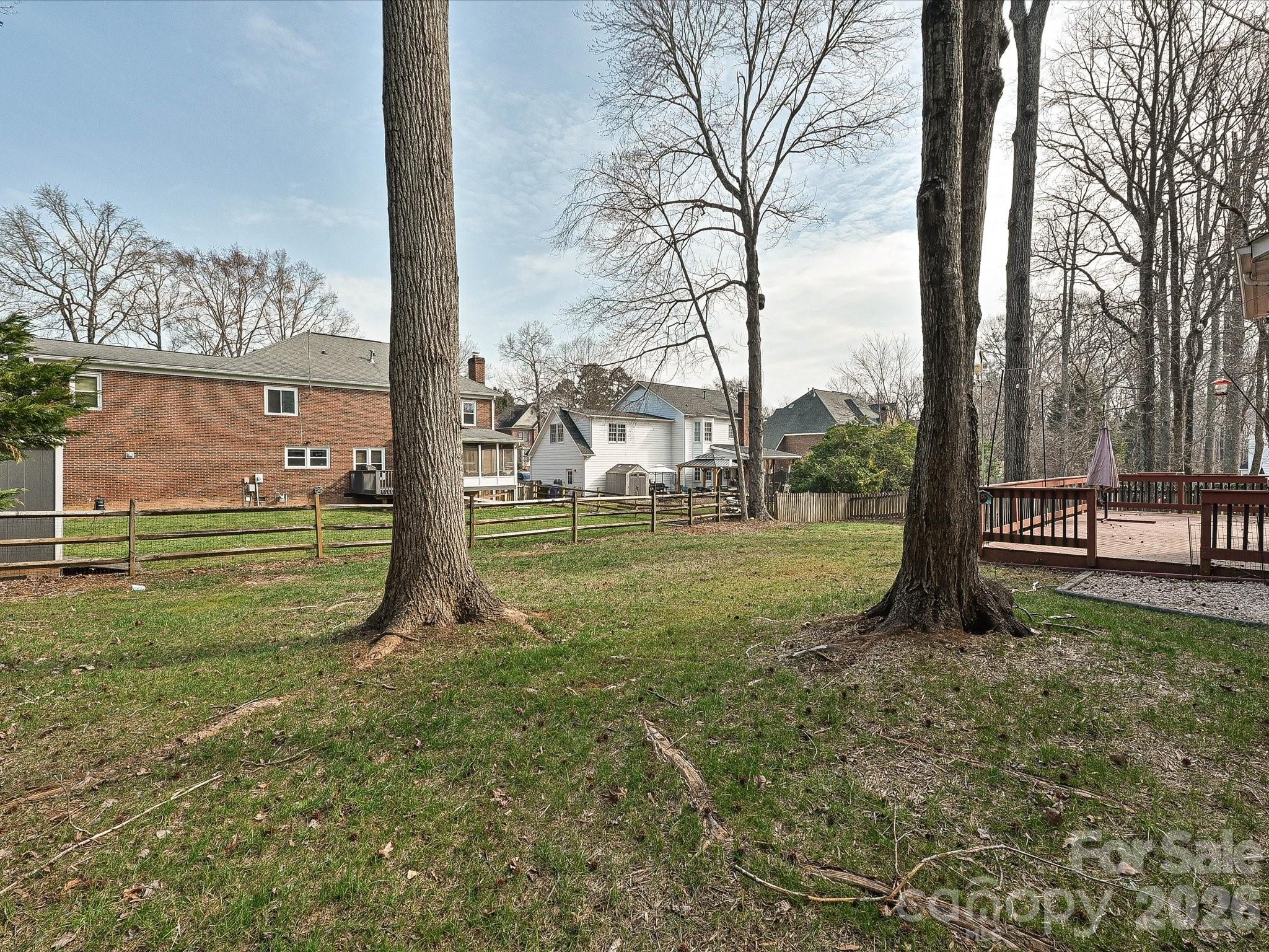 9027 Tayside Court — Huntersville
