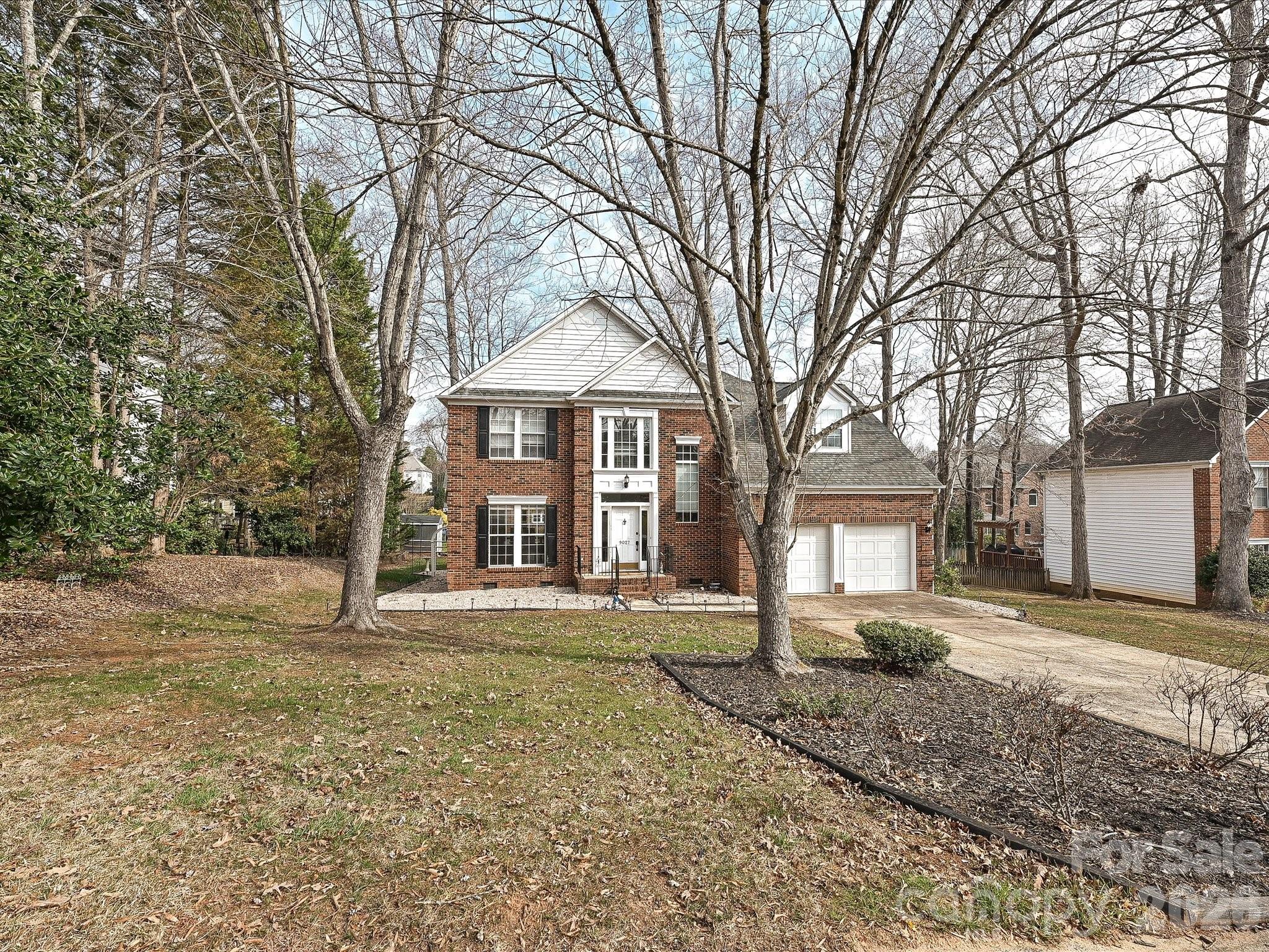 9027 Tayside Court — Huntersville