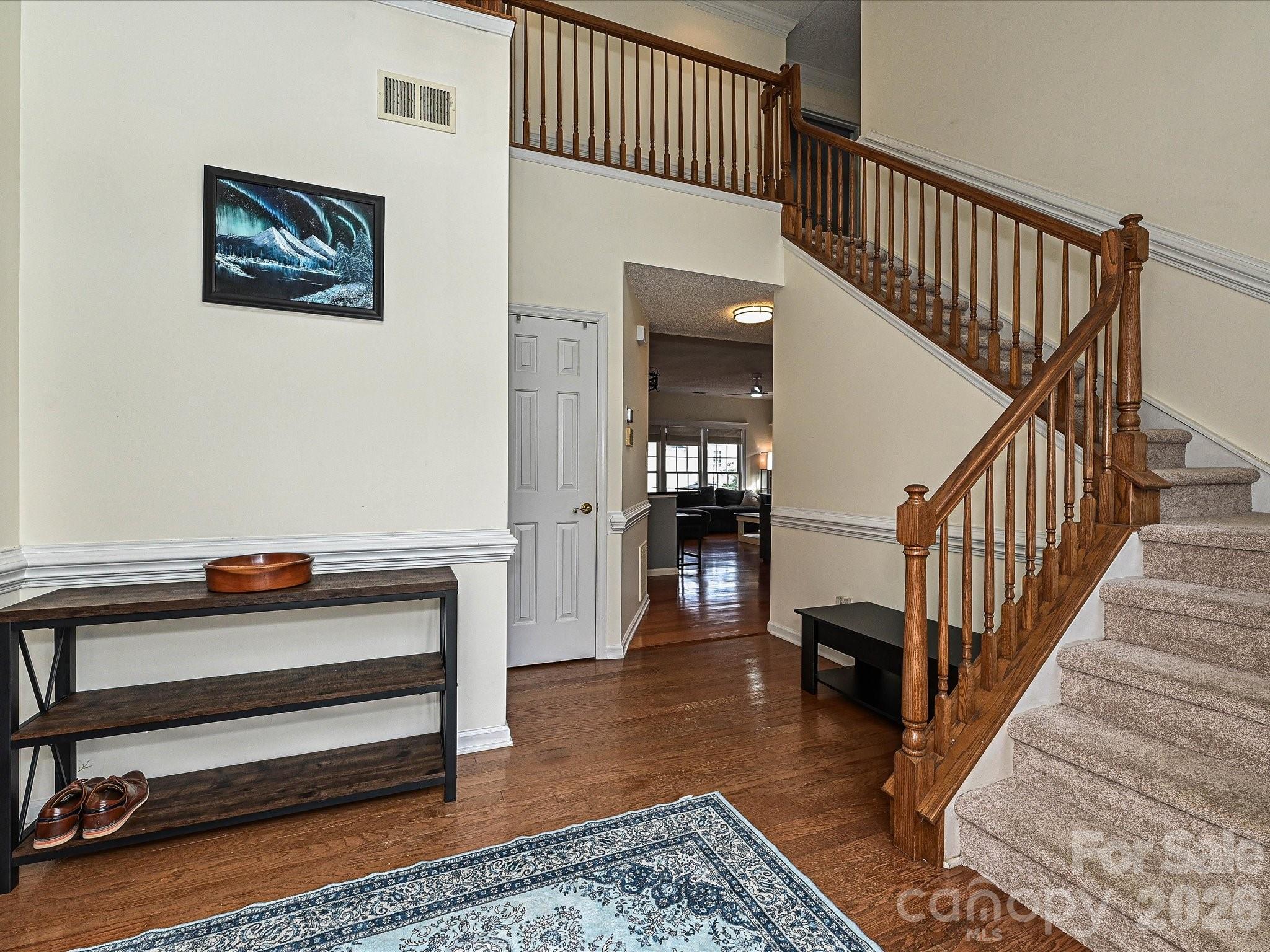 9027 Tayside Court — Huntersville