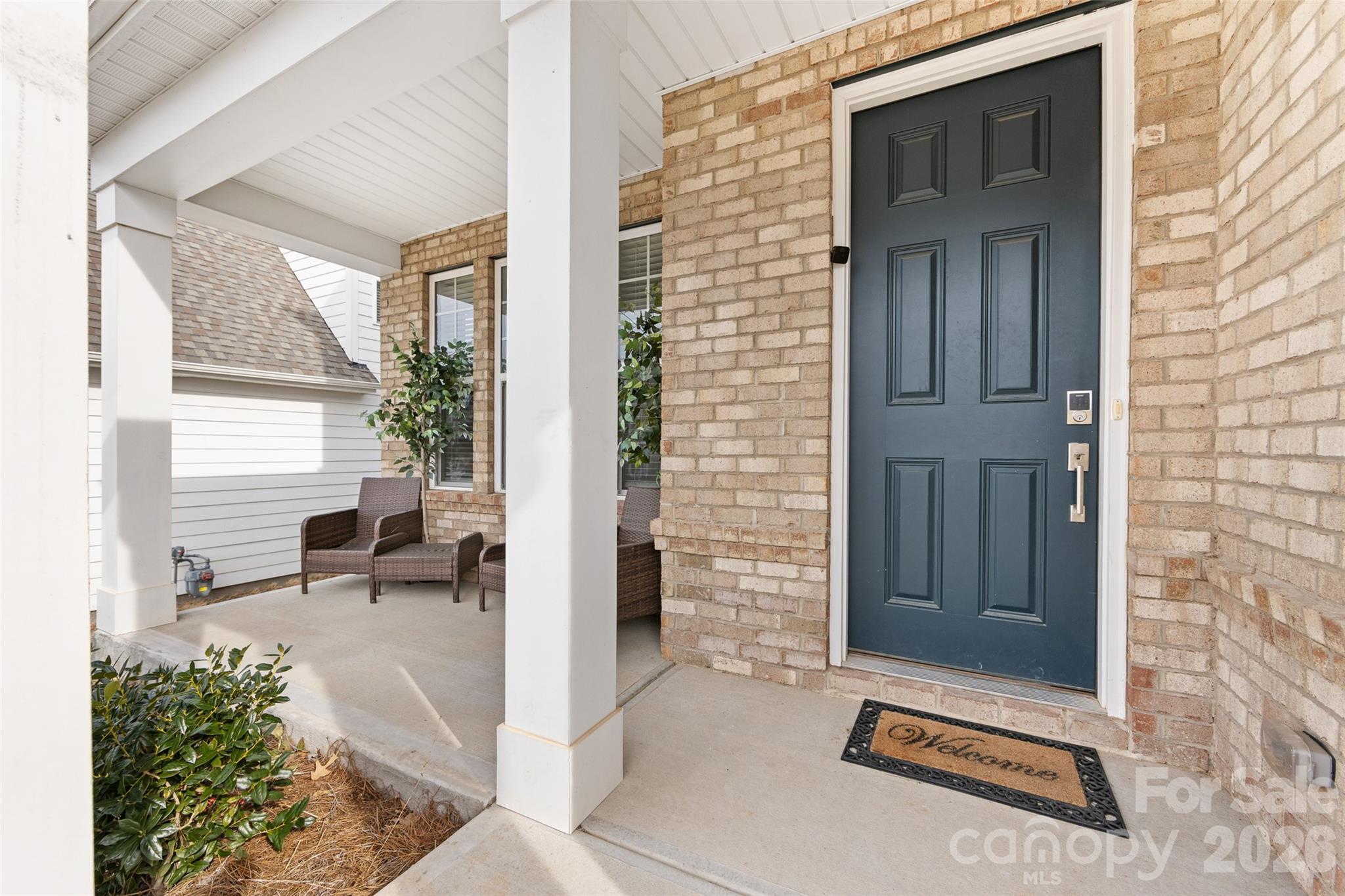 346 W Waterlynn Road — Mooresville