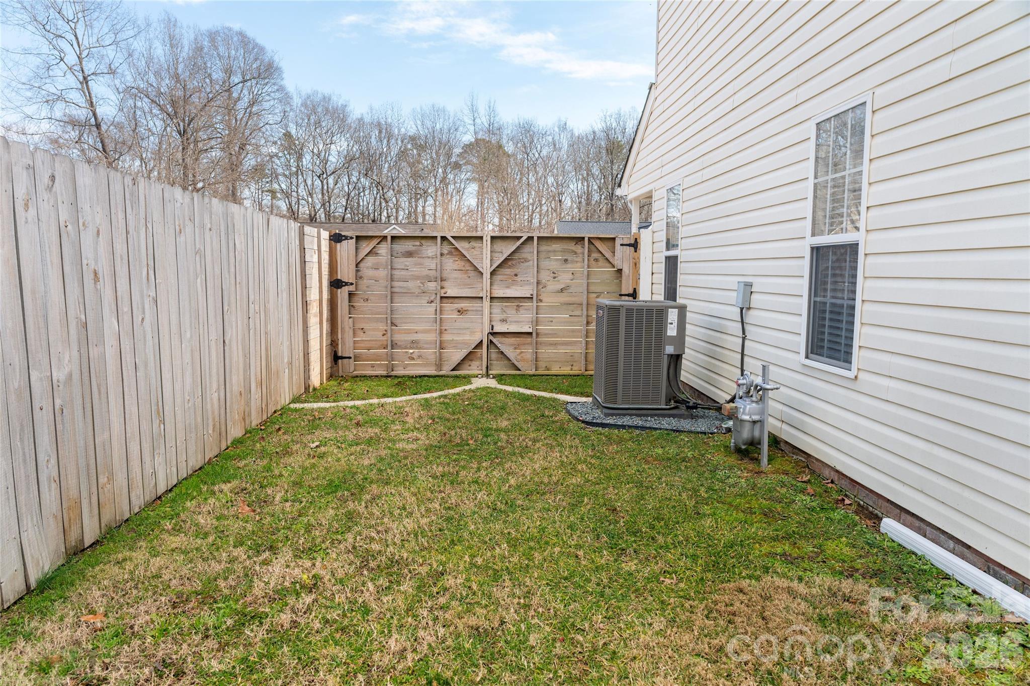 3113 Queensdale Drive — Monroe