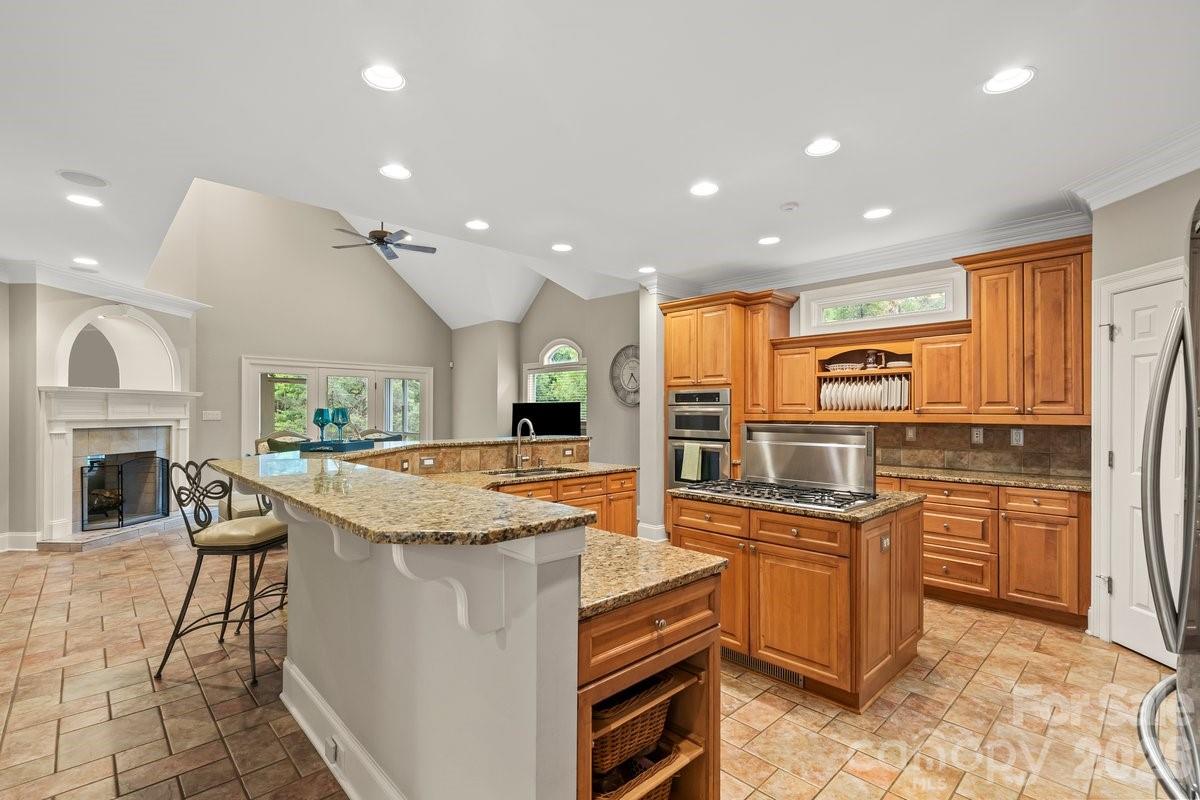 1111 Real Quiet Lane — Waxhaw