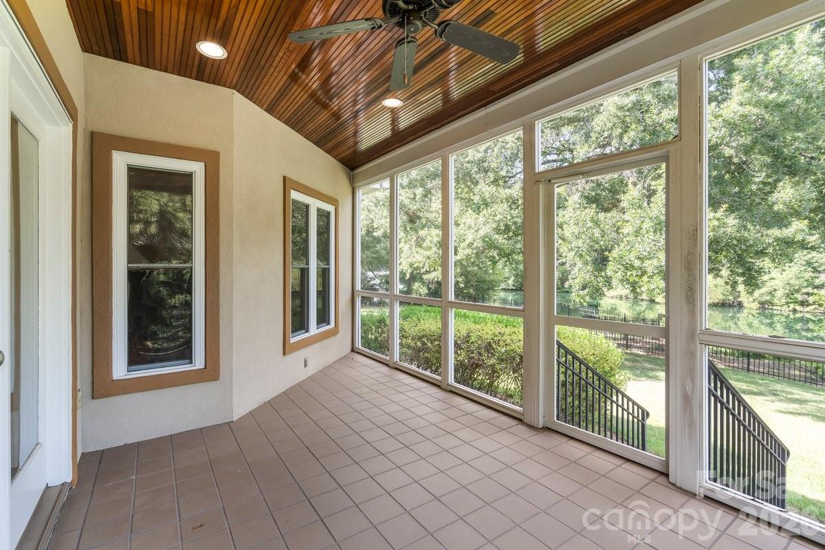 1111 Real Quiet Lane — Waxhaw