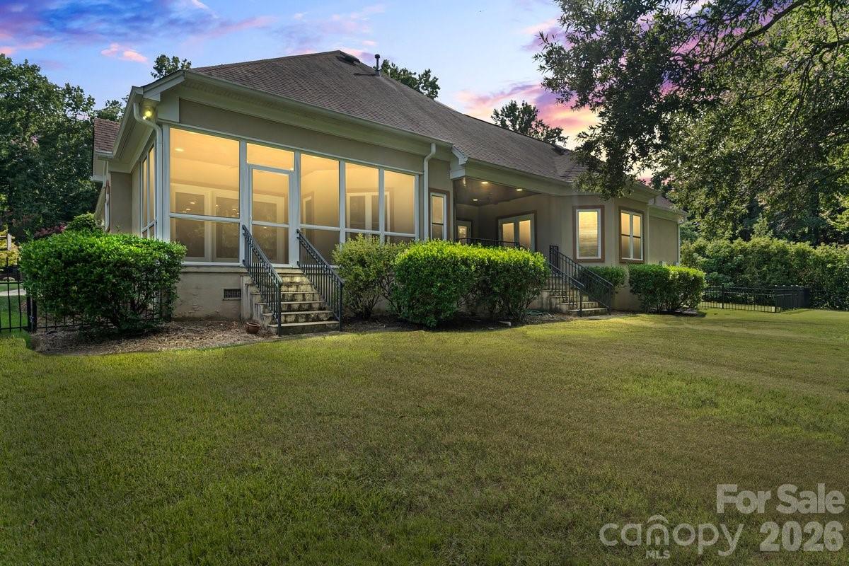 1111 Real Quiet Lane — Waxhaw