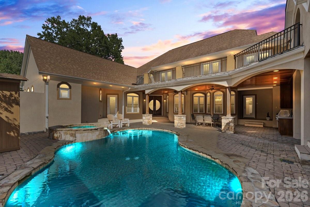 1111 Real Quiet Lane — Waxhaw