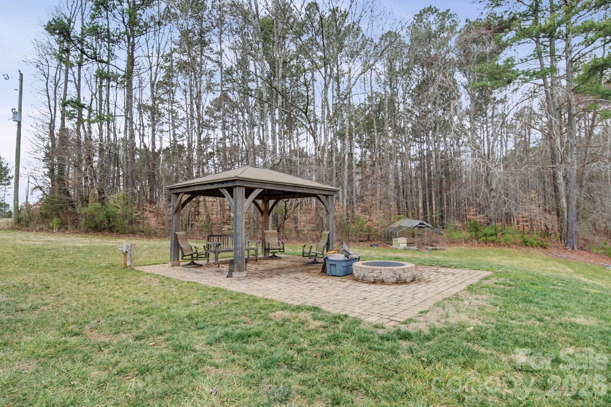 1296 Ben Black Road — Midland