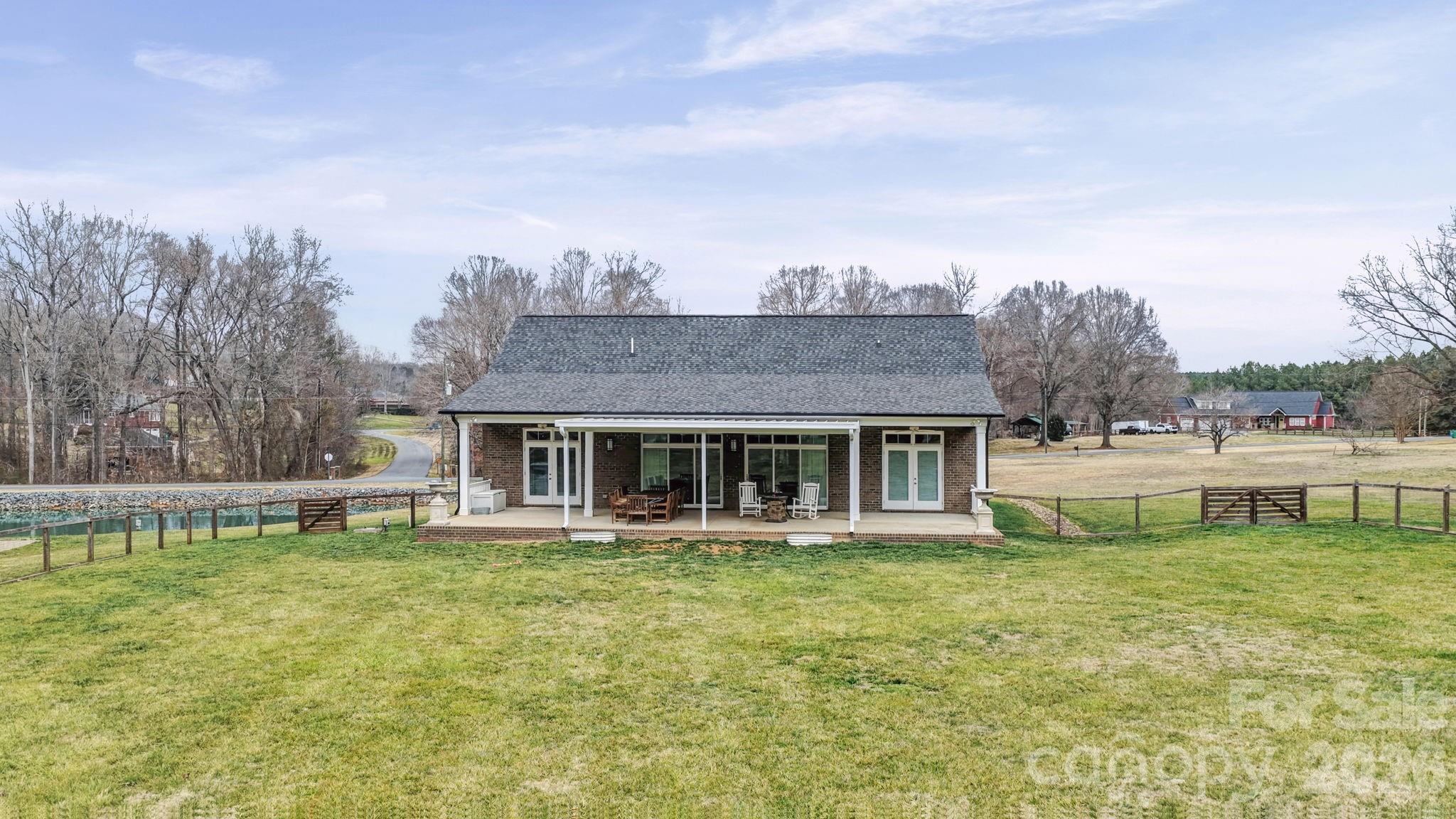 1296 Ben Black Road — Midland