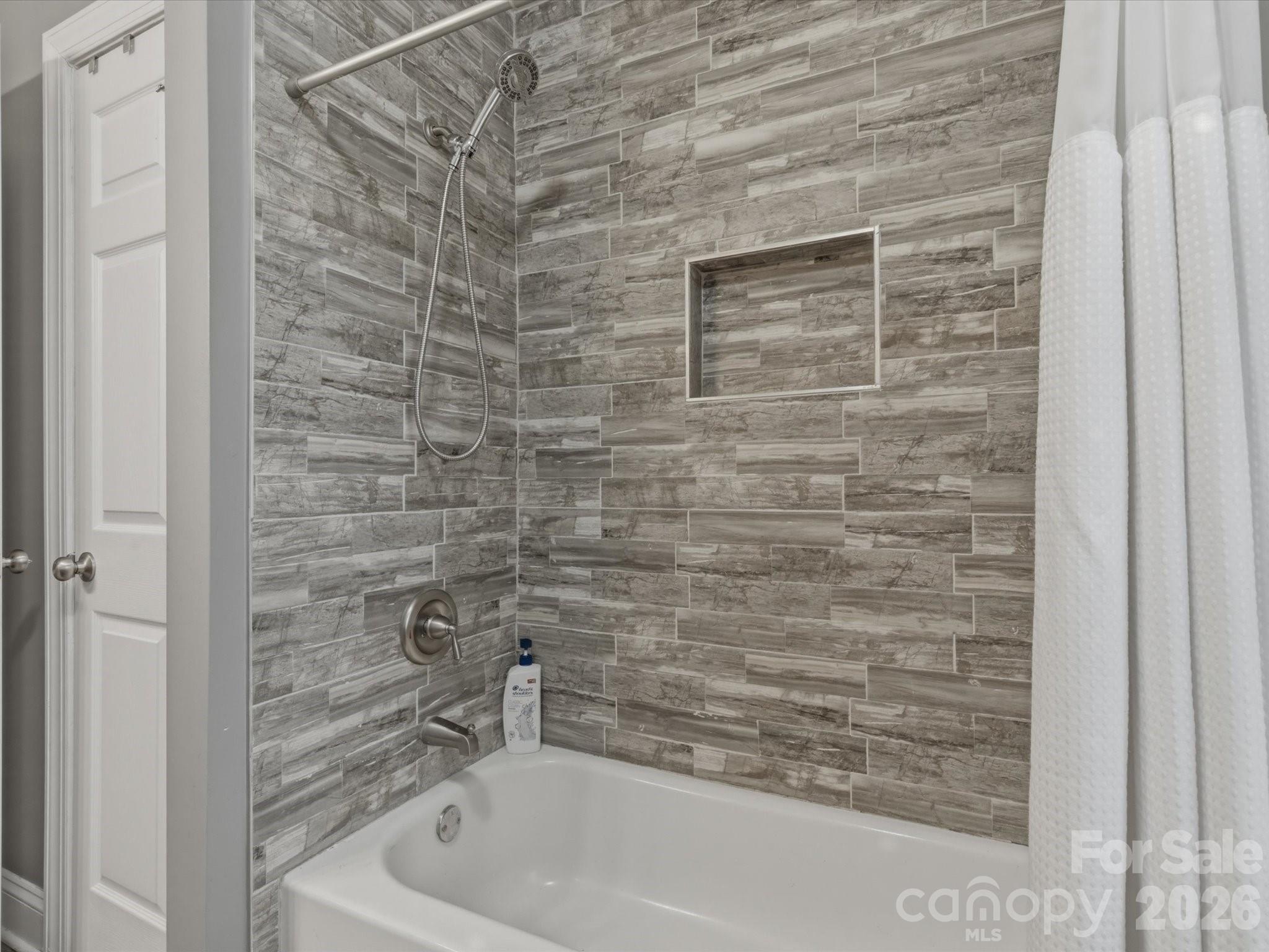 3601 Chapelwood Drive — Gastonia